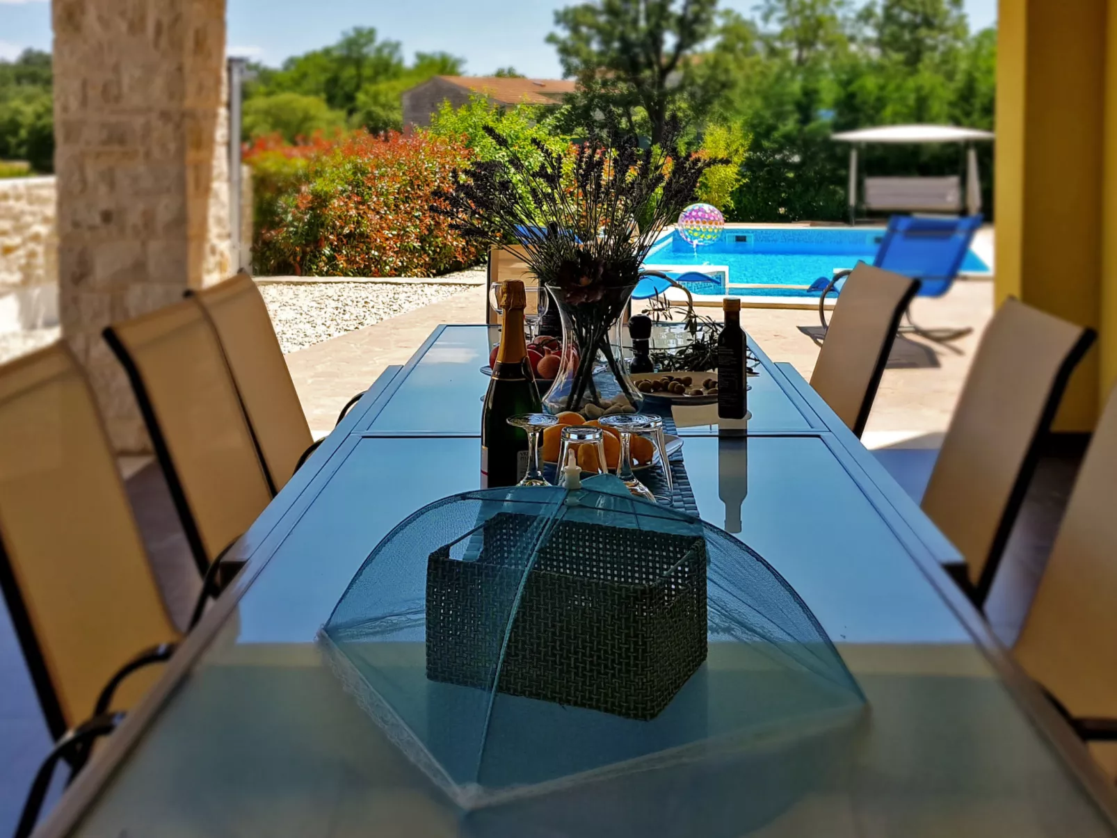 Villa 1519 - Image-tags.info