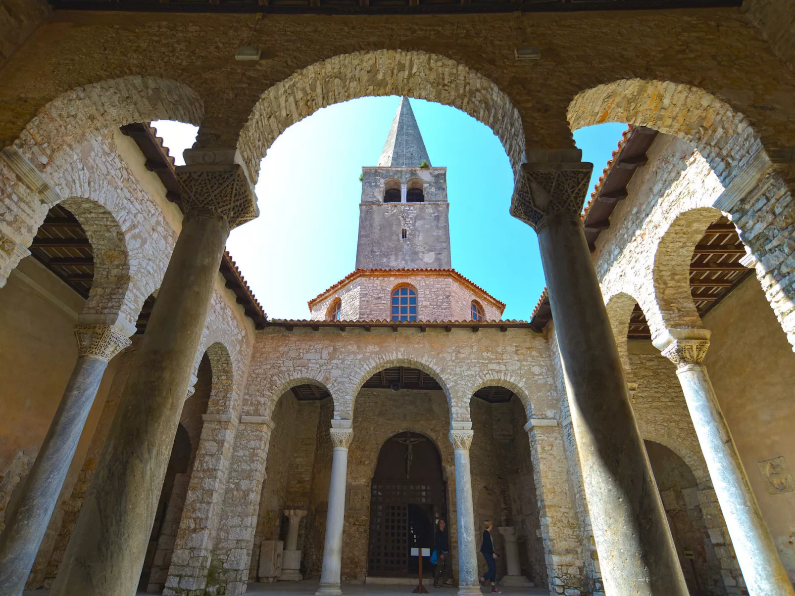 Apartment 2074 - Image-tags.info