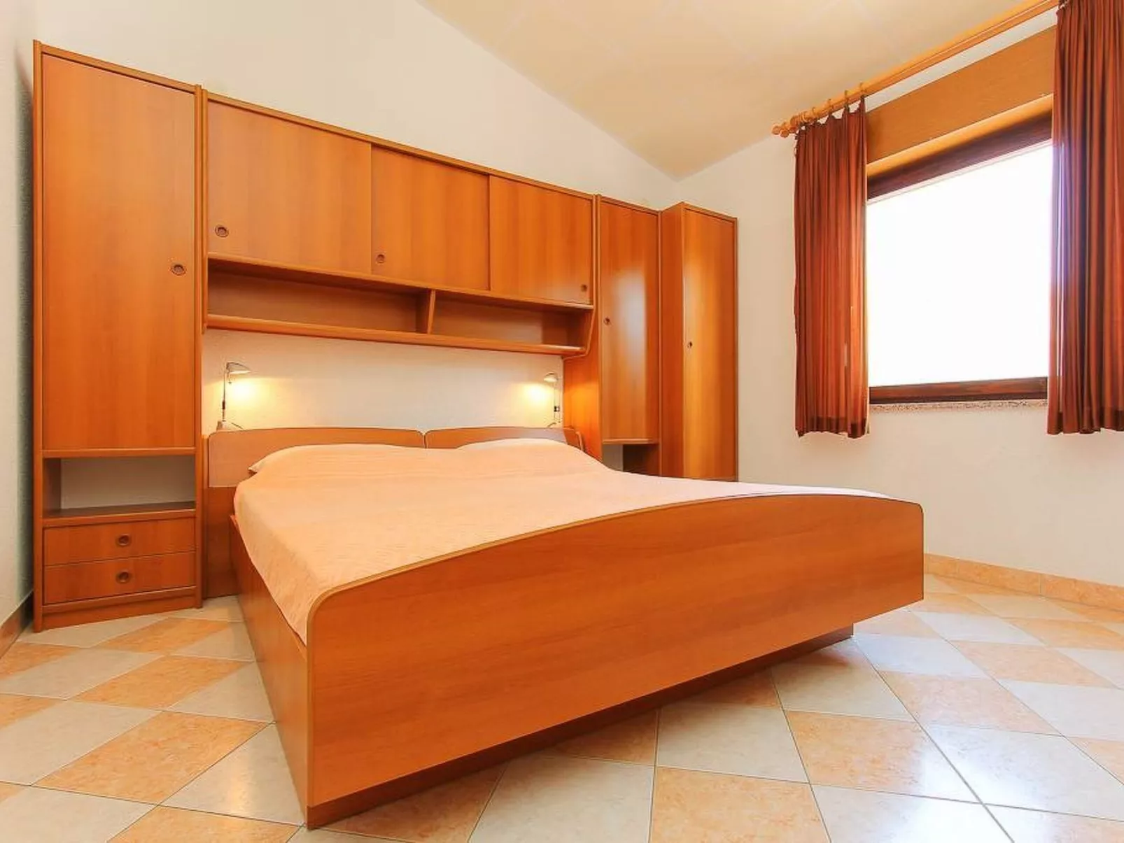 Casa Vlah - Image-tags.info