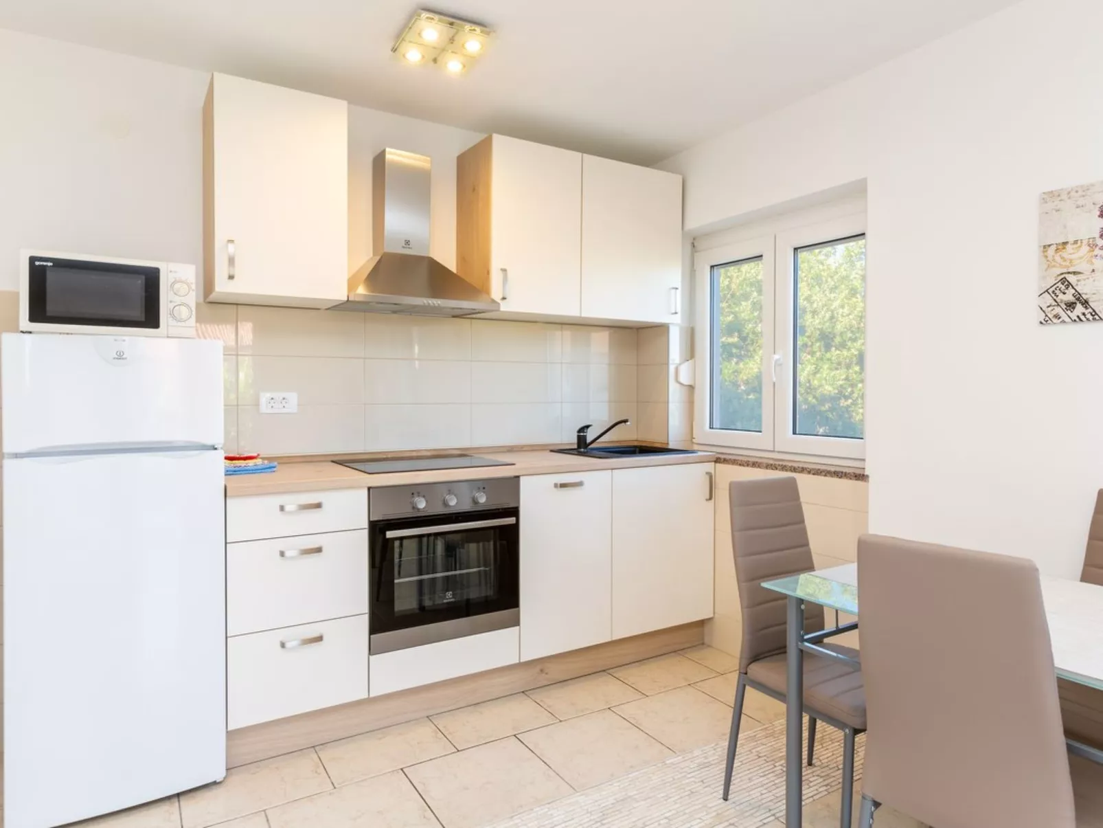 Casa Murenc - Image-tags.info