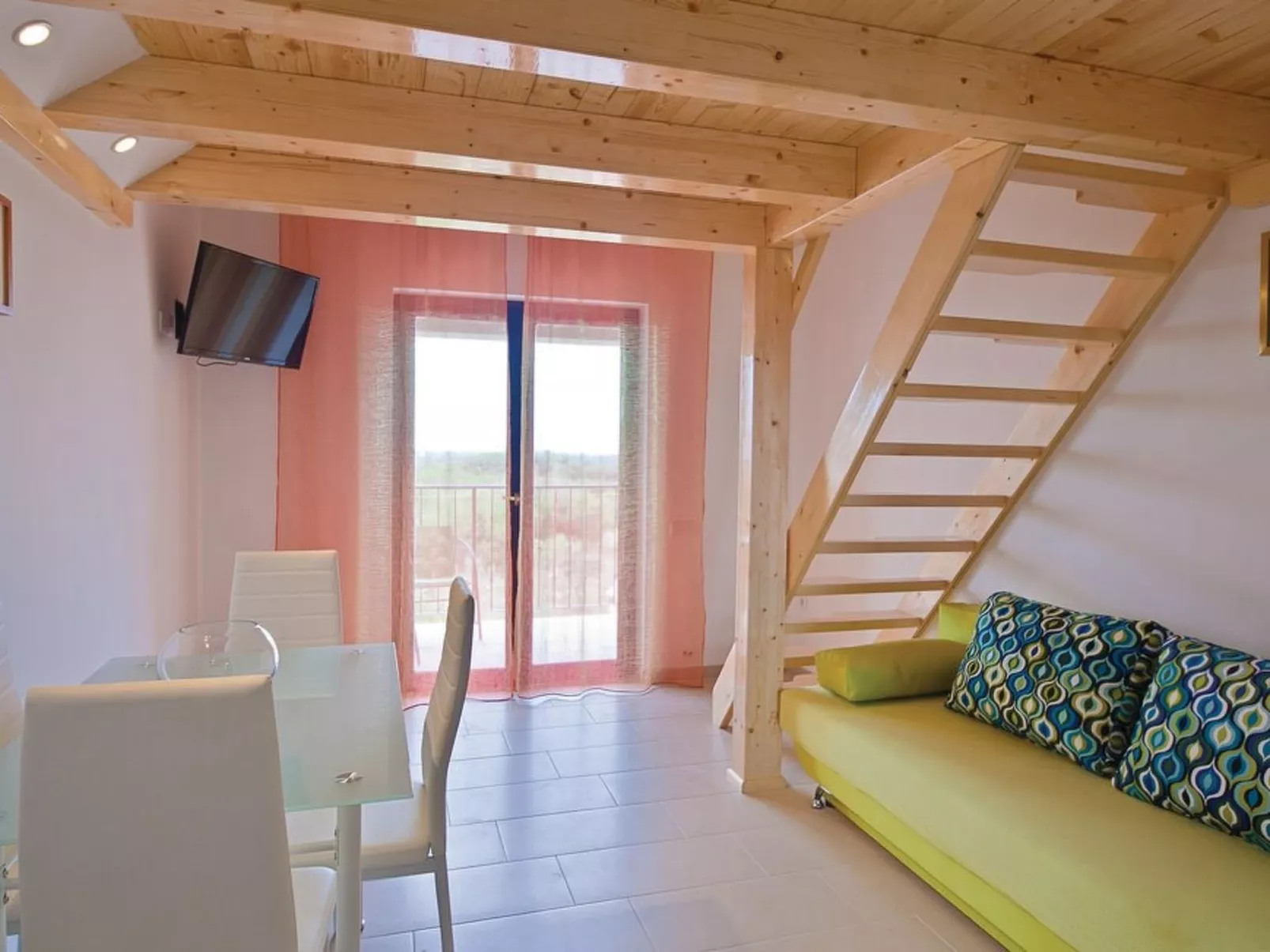 House Orbanin - Binnen