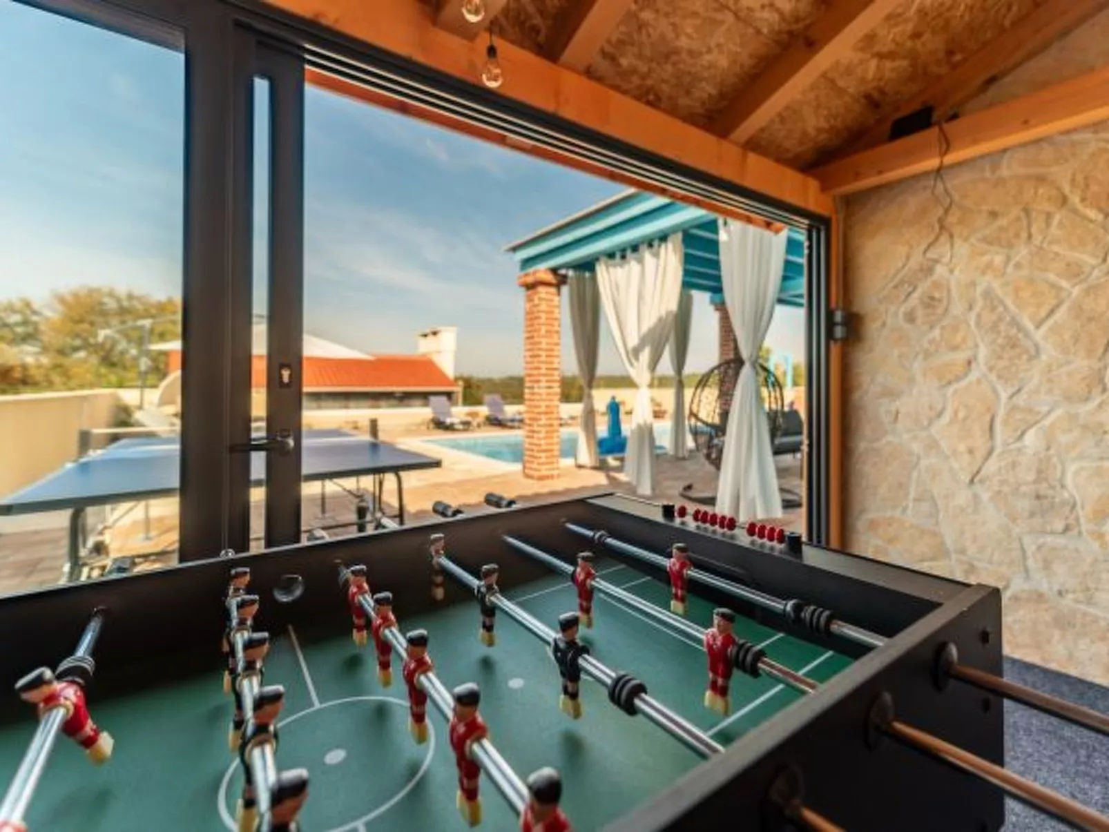 Villa Jurenda with heated pool - Image-tags.info