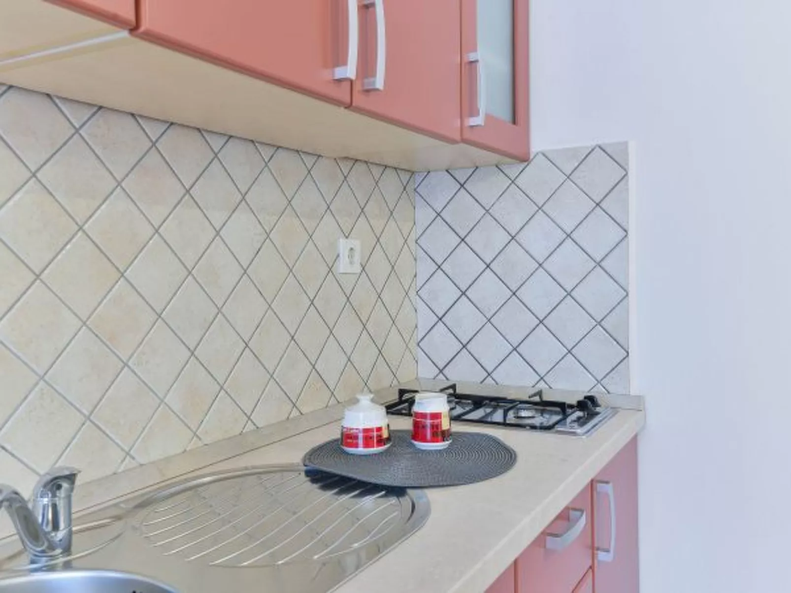 Holiday Apartment Inga Brown with exit to the beac - Image-tags.info