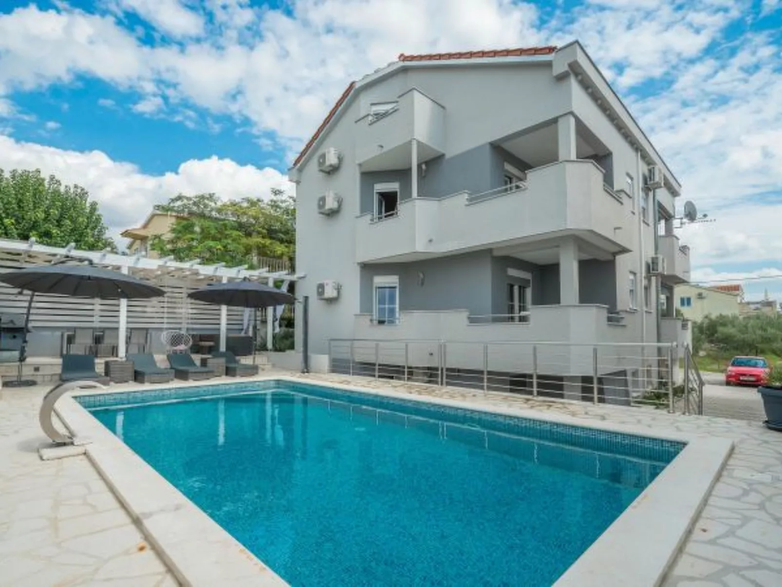 Holiday home Viktoria with pool - Image-tags.info