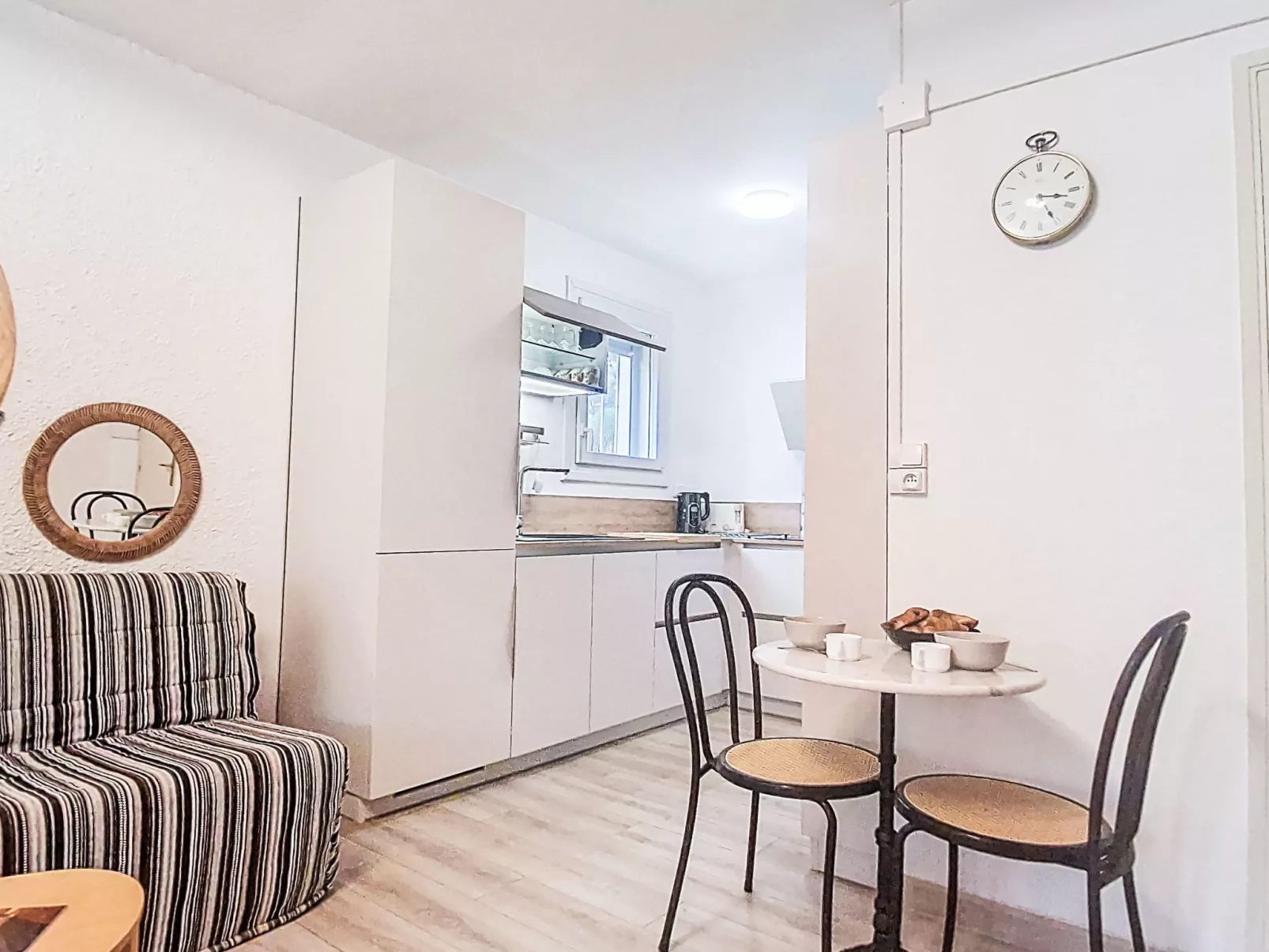 Les trinquettes - Binnen