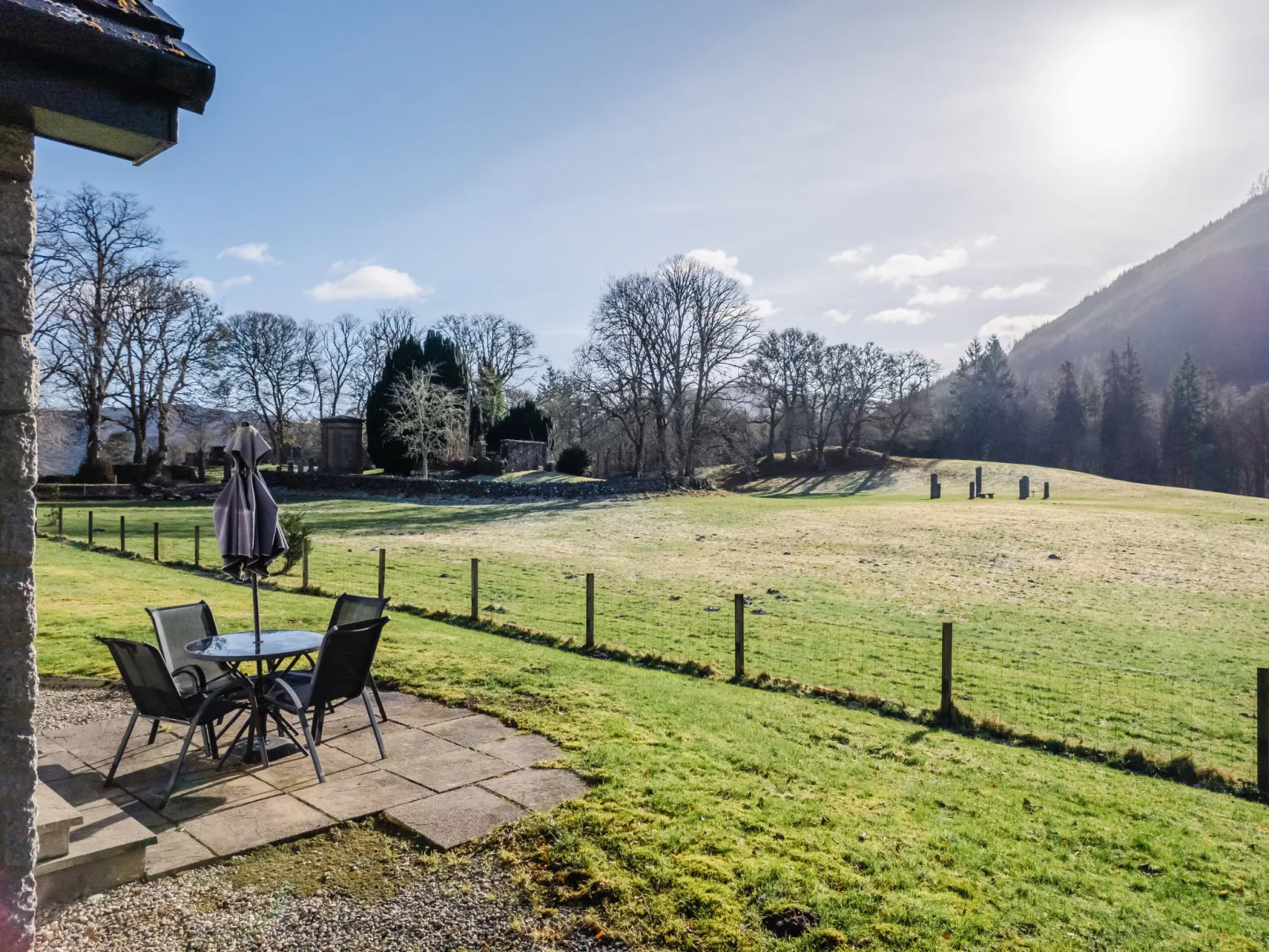 Kirkfield House - Buiten