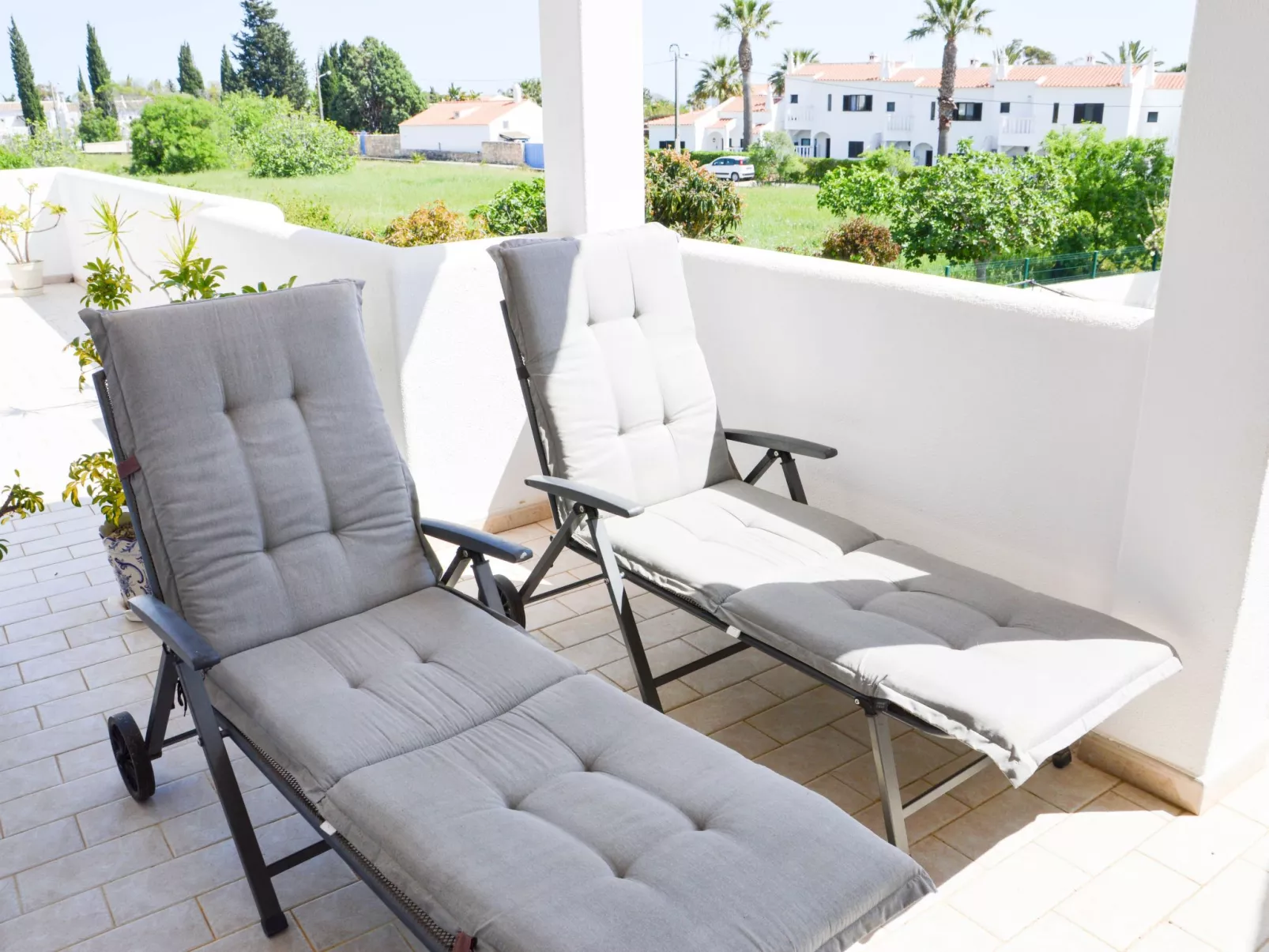 Wunderschöne Wohnung mit Pool - "Maria" - Buiten