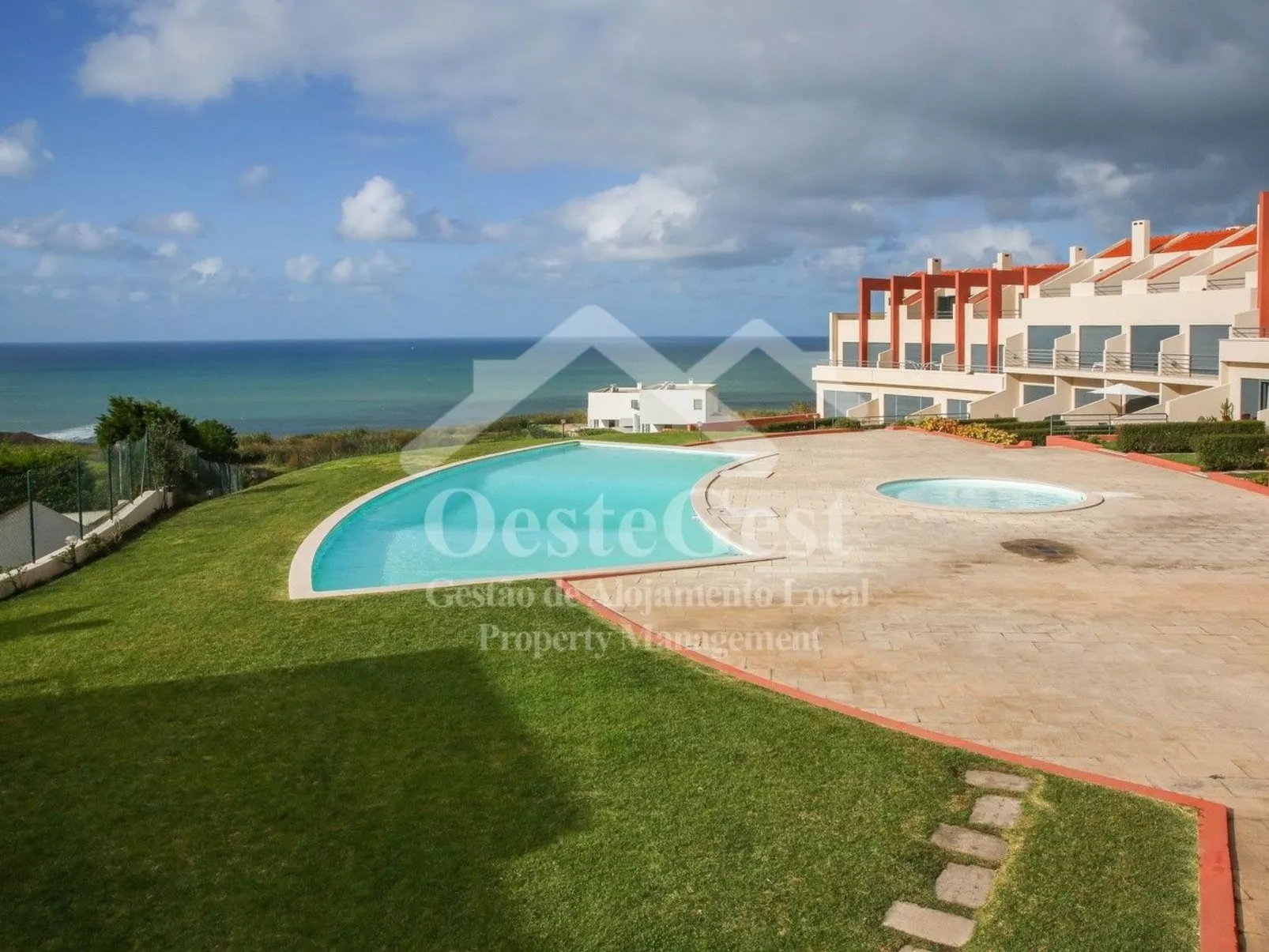 Haus Menezes - Buiten