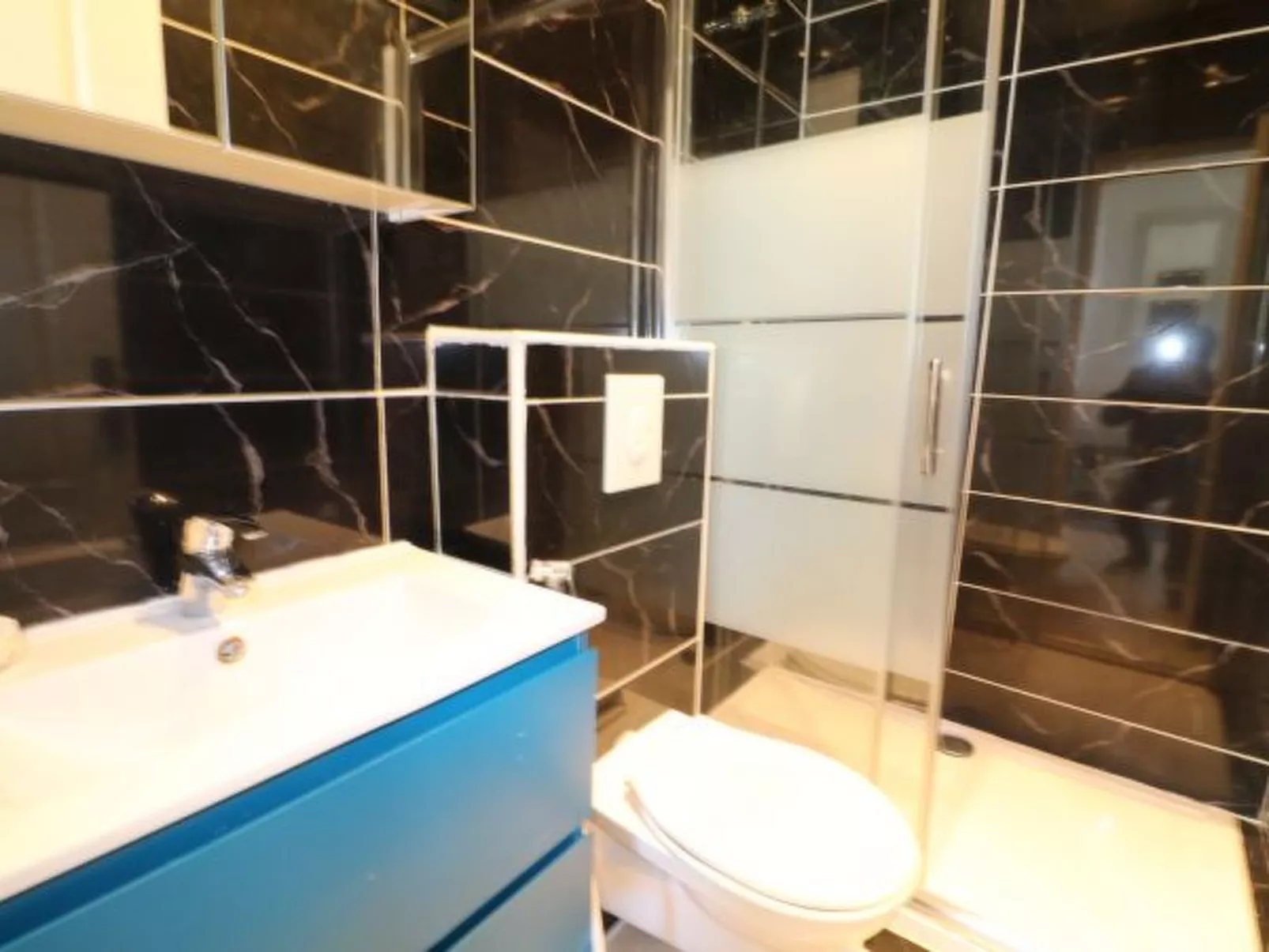 Carré d'Or 1 bedroom 2 mins Croisette 243 - Image-tags.info