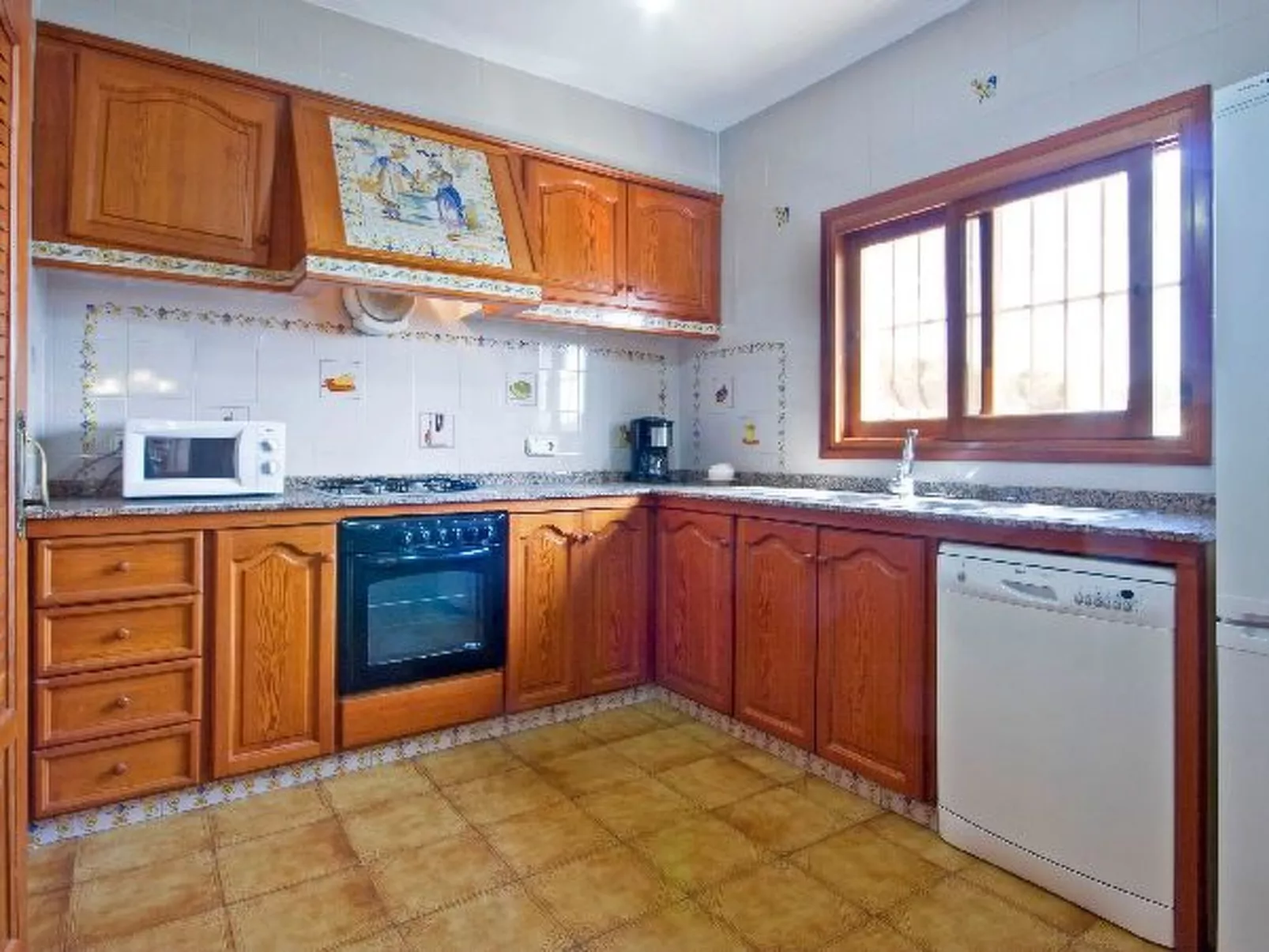 Villa Fustera - PlusHolidays - Image-tags.info