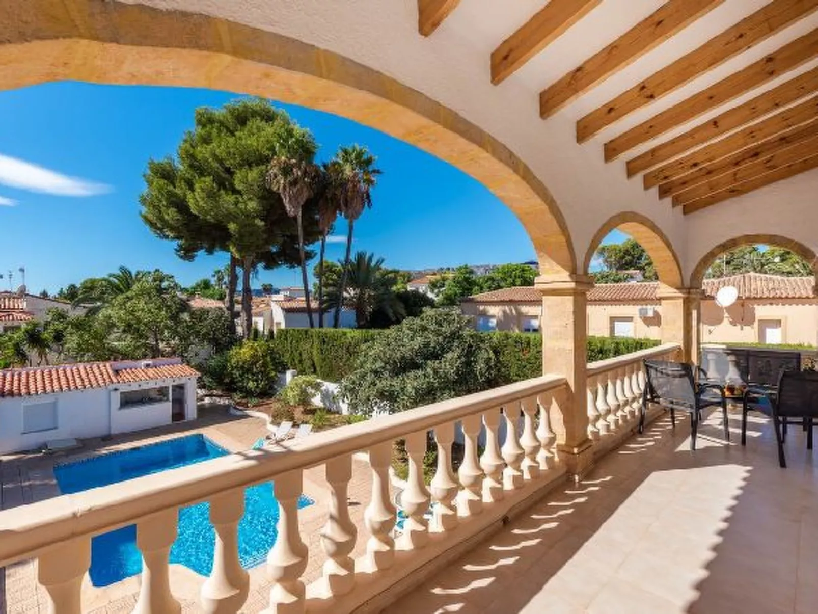 Villa Watsi - PlusHolidays - Image-tags.info