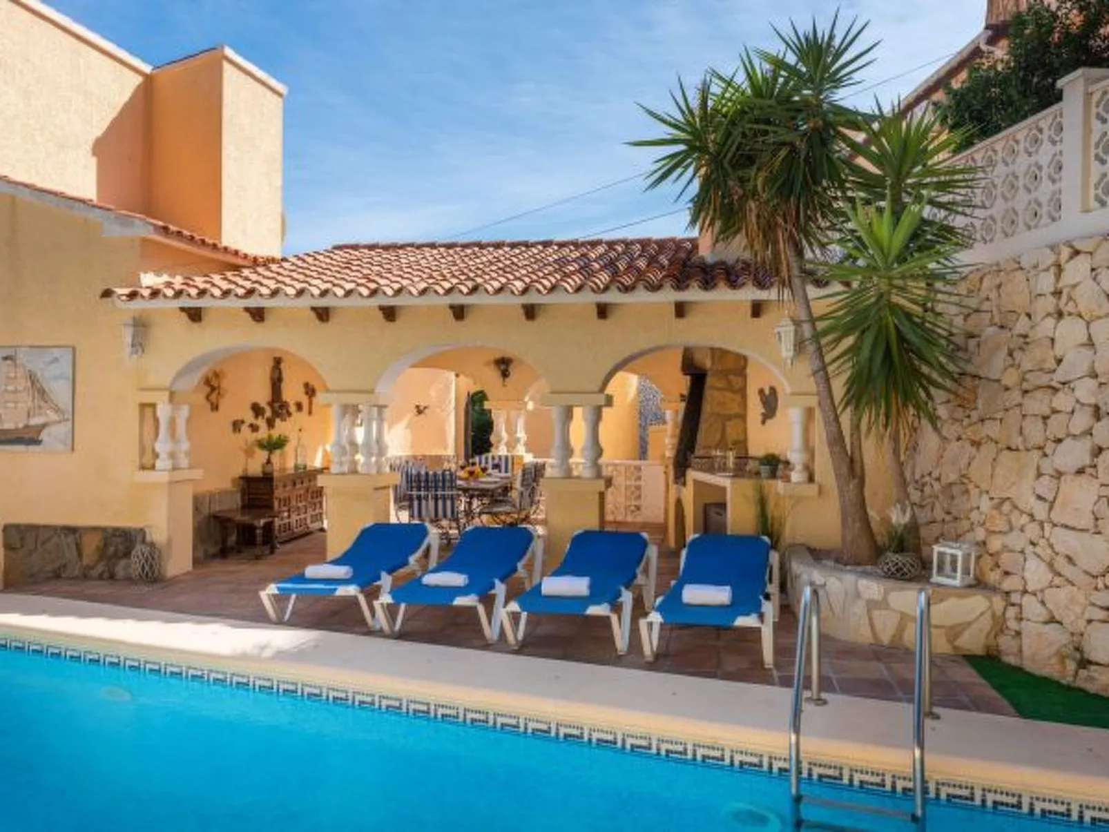 Villa Aloe - Plus - Image-tags.info