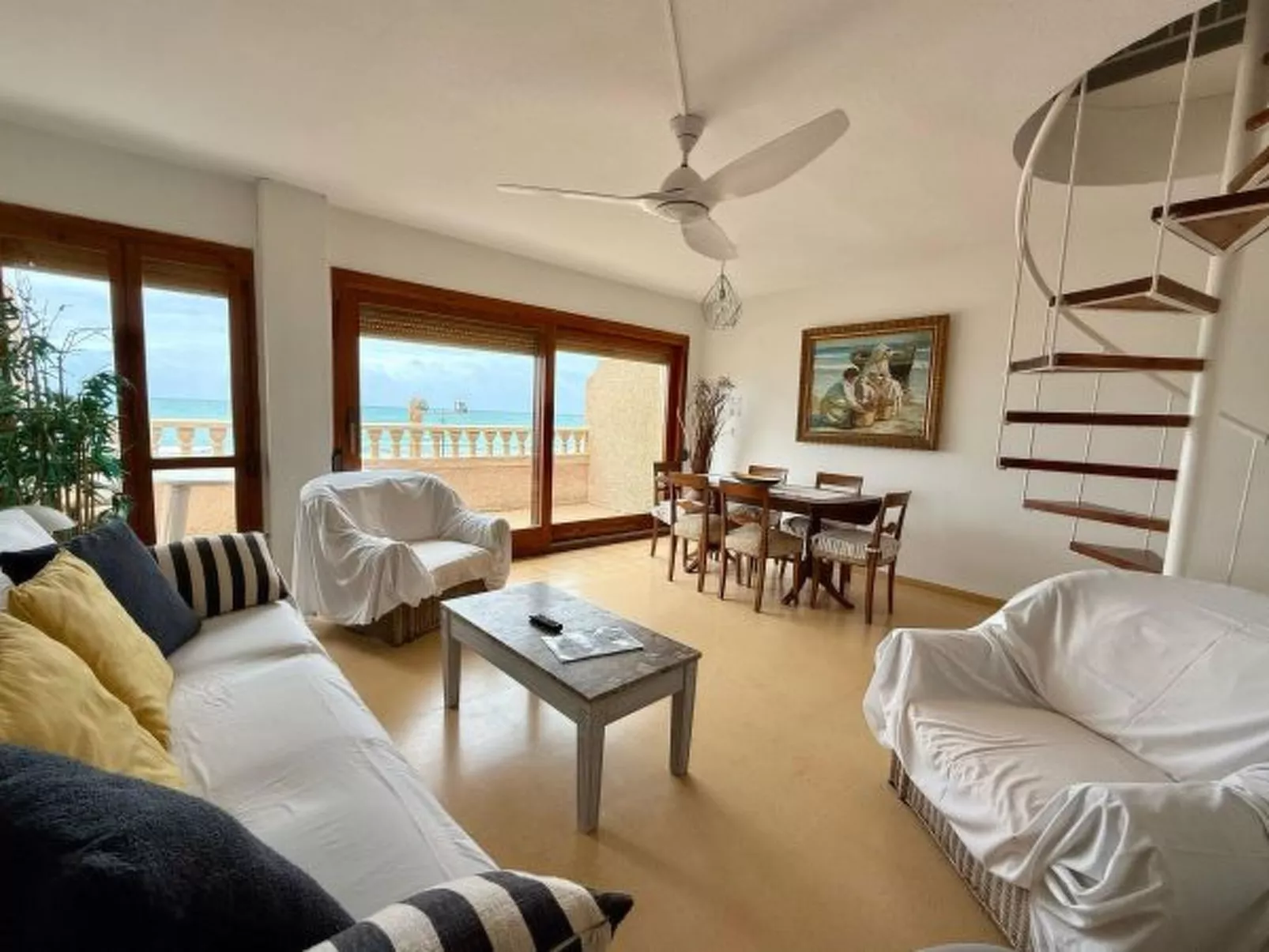 APARTAMENTO MISTRAL BEACH - Image-tags.info