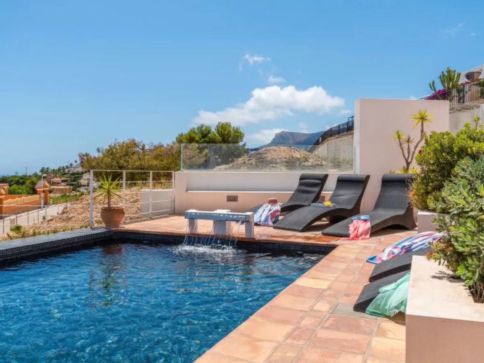 Villa Moderna - PlusHolidays - Image-tags.info