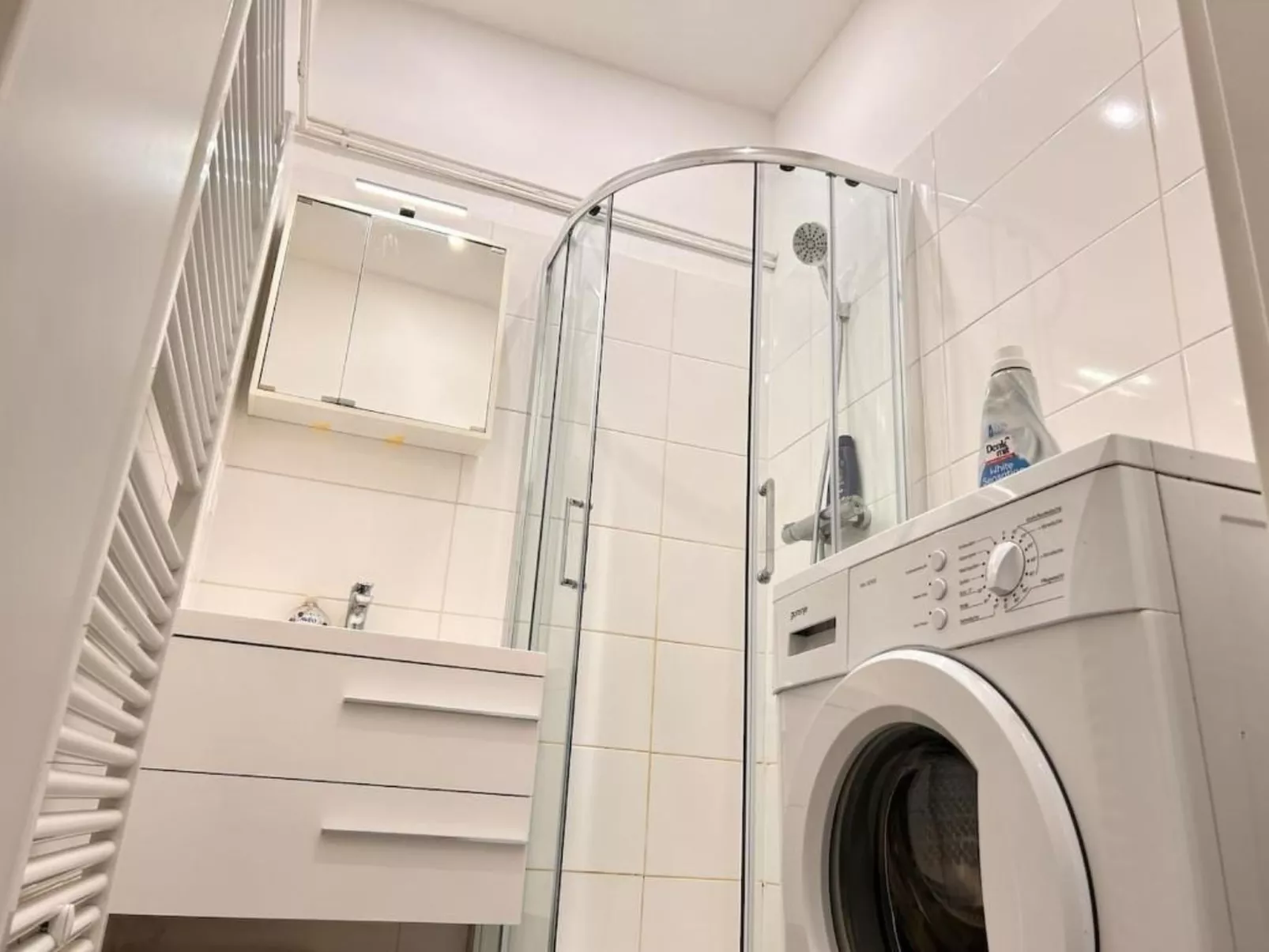 Spacious Apartment - Image-tags.info