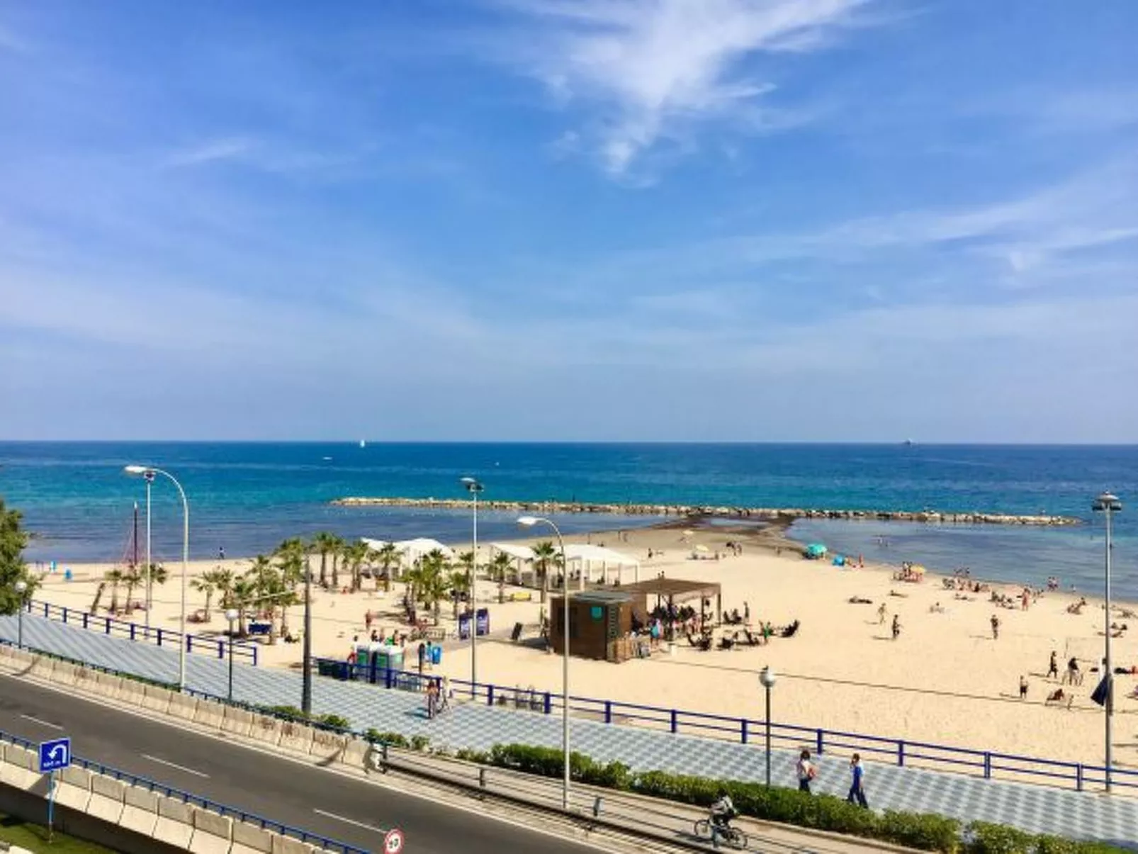 APARTAMENTO POSTIGUET CON BALCON - Buiten