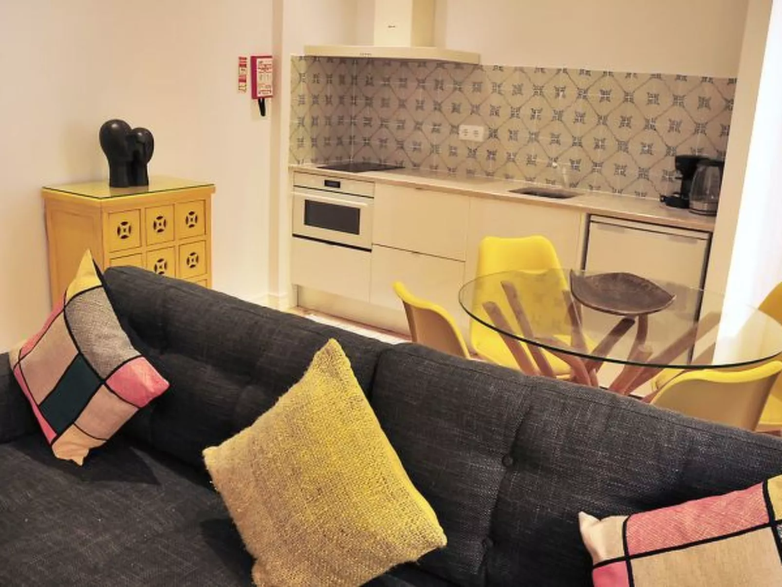 Sado Blue City&River Flats - Gal&aacute-pos - Binnen