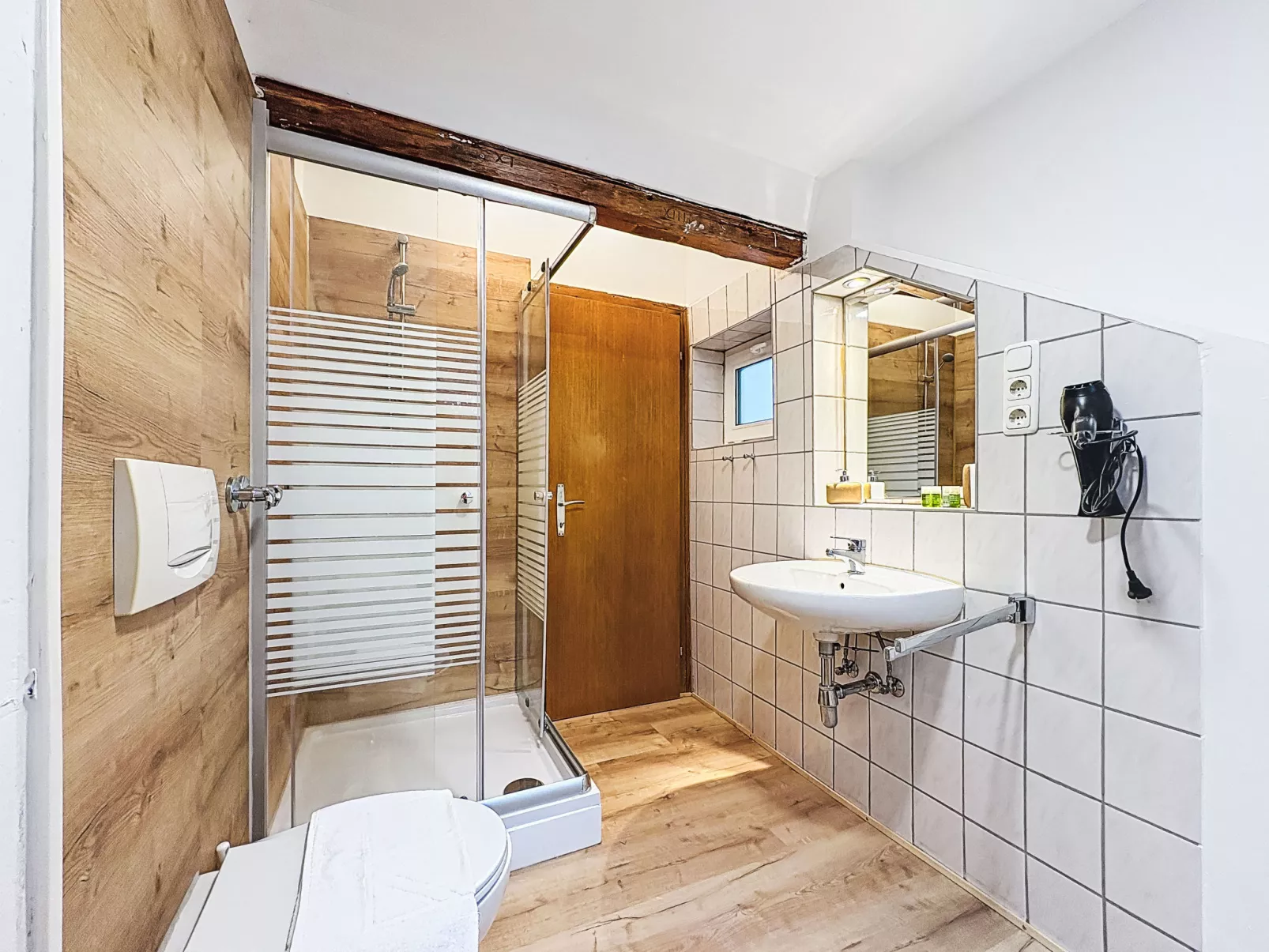 Ebenberghof mit Seeblick - Binnen