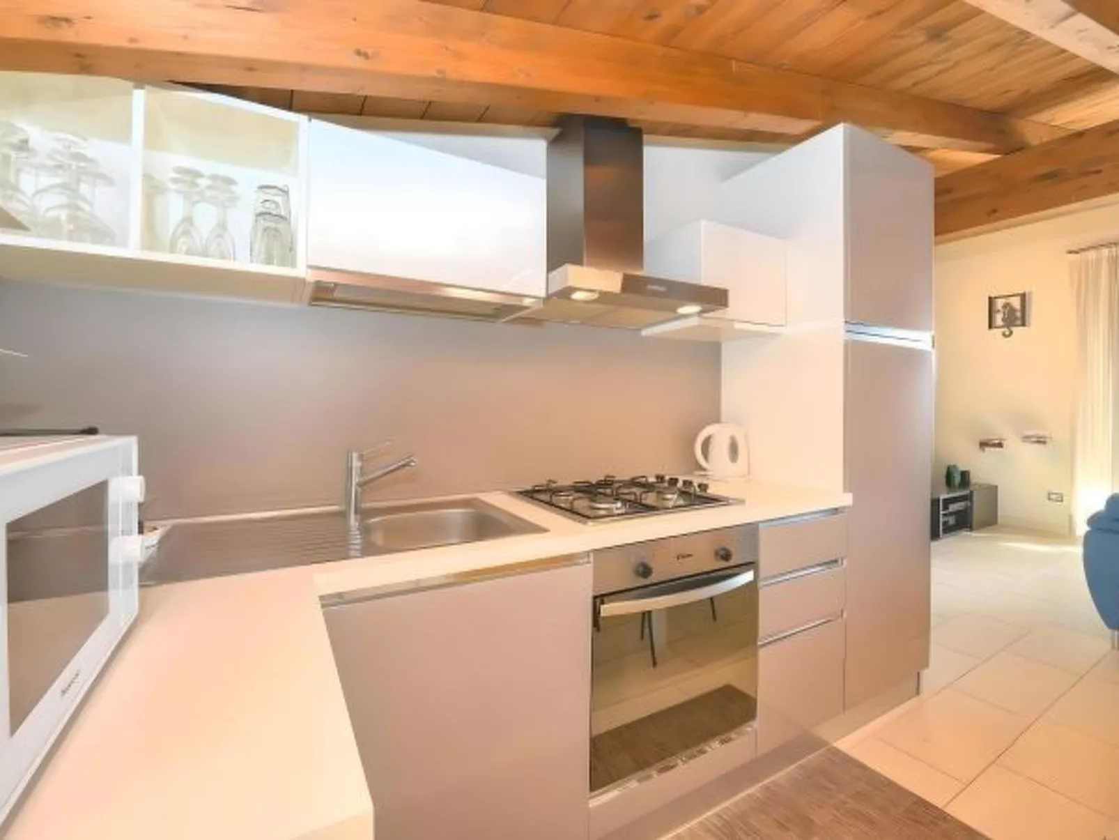 Desenzanoloft Surfing on the Lake - Image-tags.info