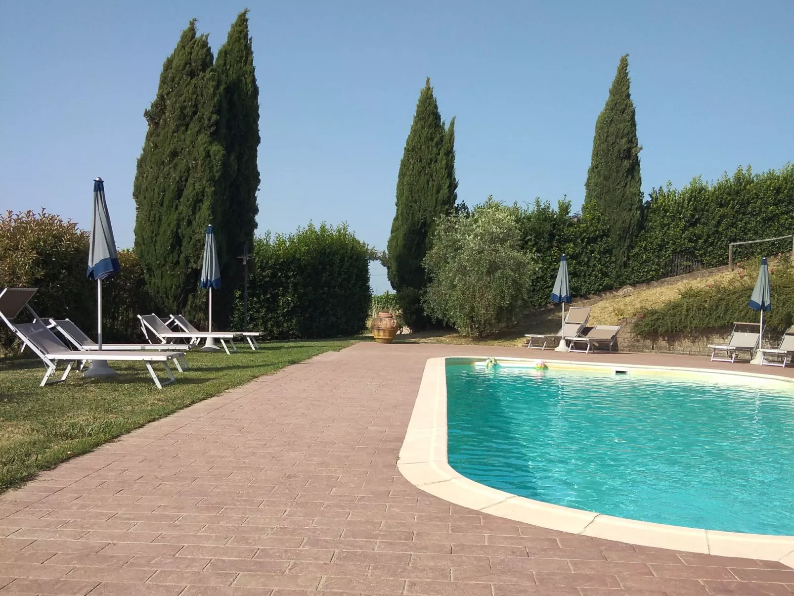 Agriturismo Poggio Pistolese - Zimmer La Ginestra - Buiten