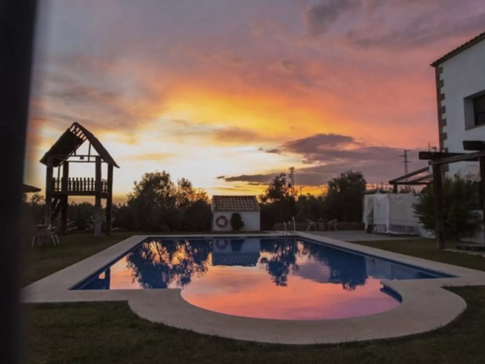 Gehobene ländliche Unterkunft Molino la Nava - Buiten