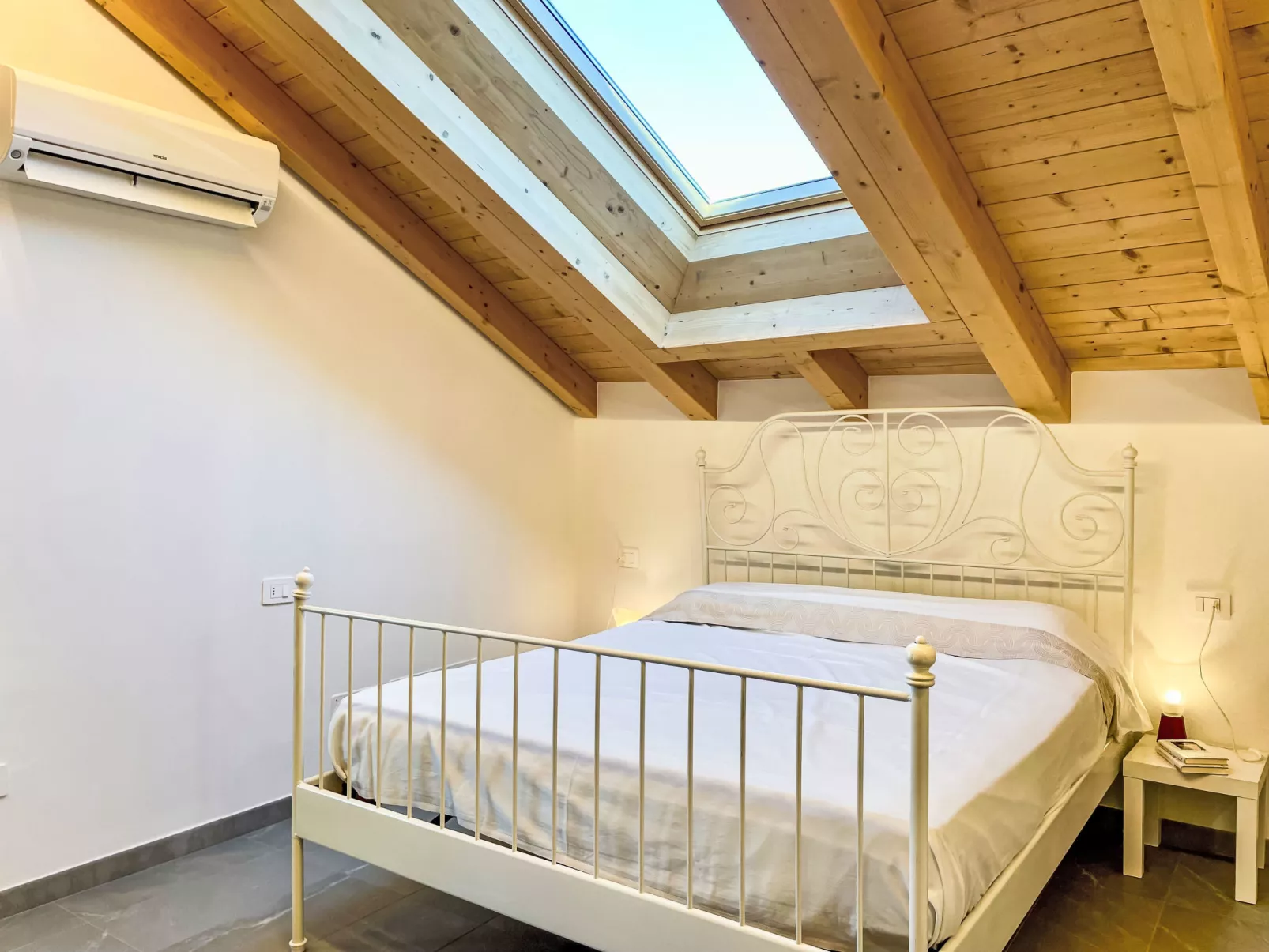 Alture e Riflessi - Binnen