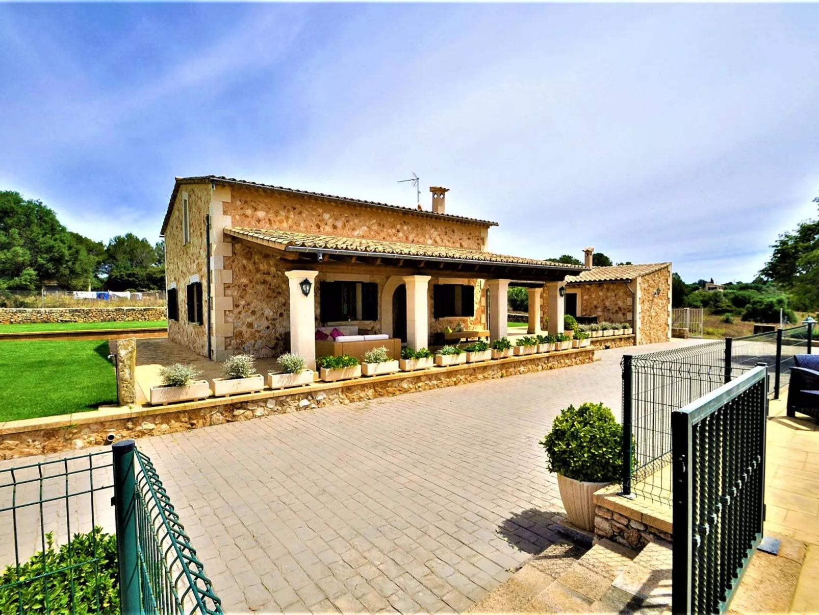 CAS BORRASSOS- Finca con piscina privada a 10 minutos de Palma.. BBQ. Wifi - Wi - Image-tags.info