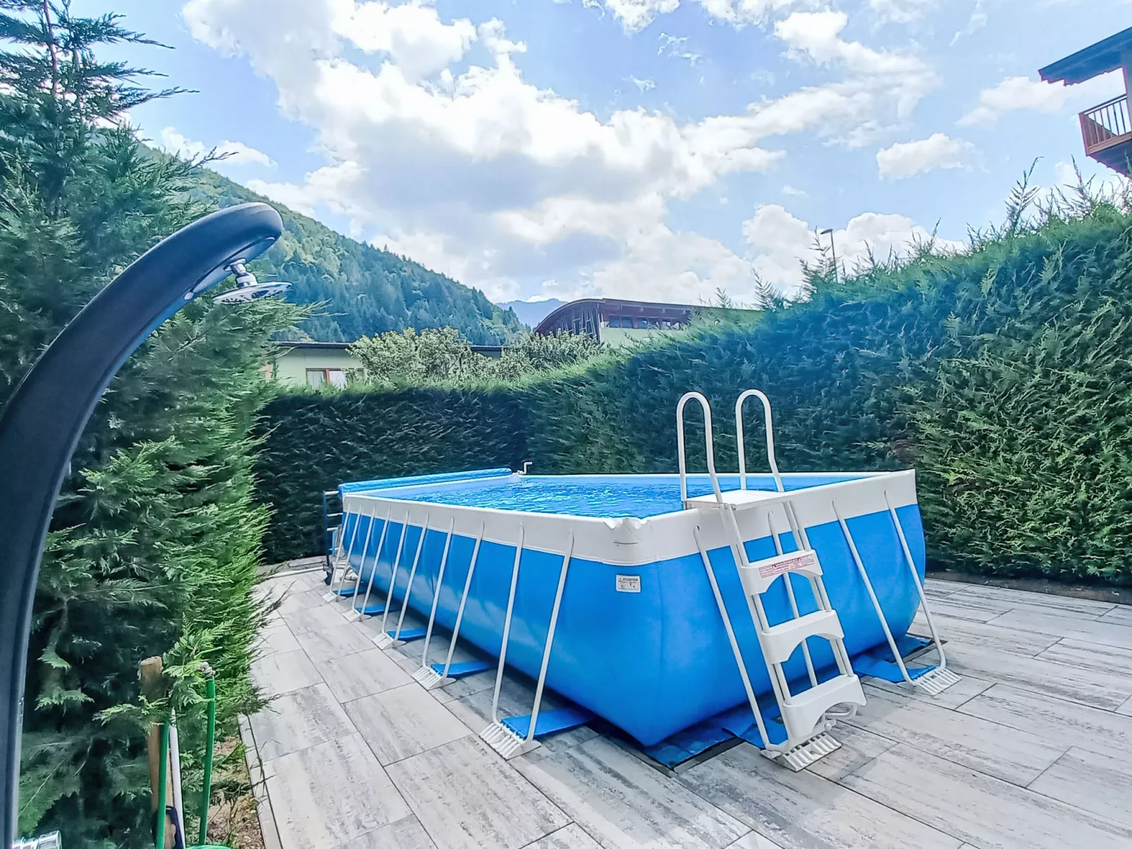 Apartments Lilia n°1 - Buiten