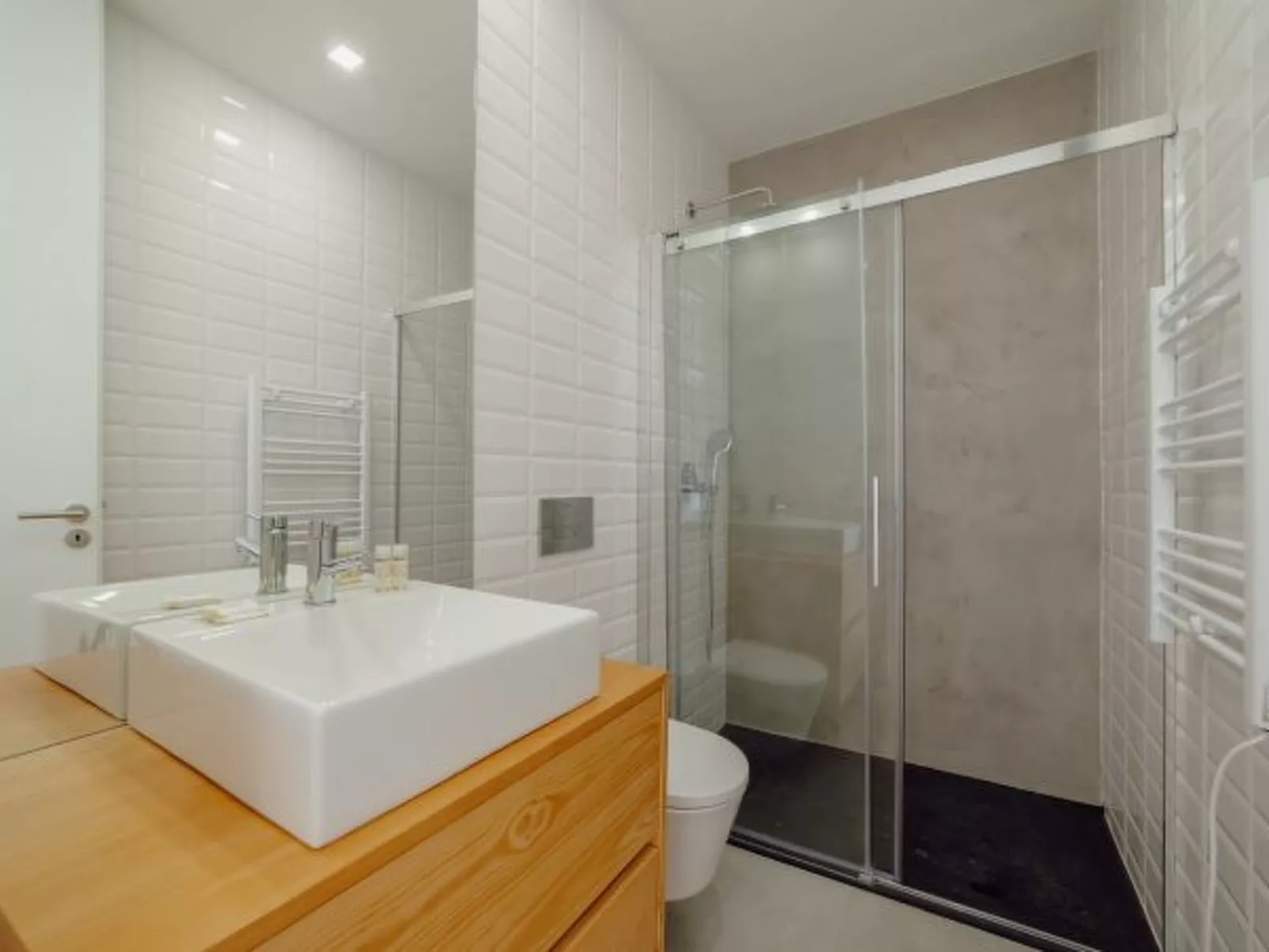 COURTYARD OPORTO DESIGN APARTMENT J - Binnen