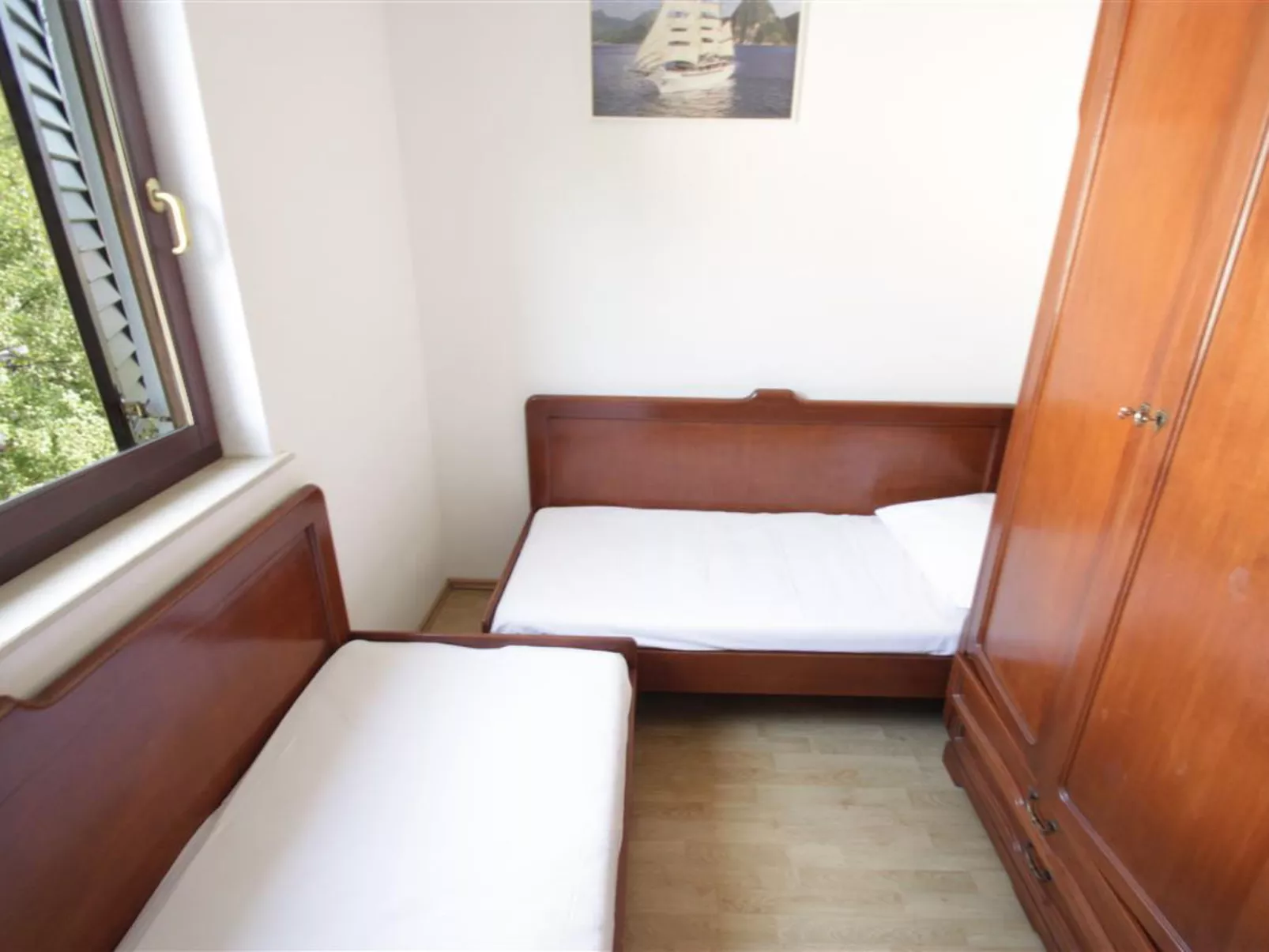 COR 2 / HR-02342-02 - Image-tags.info