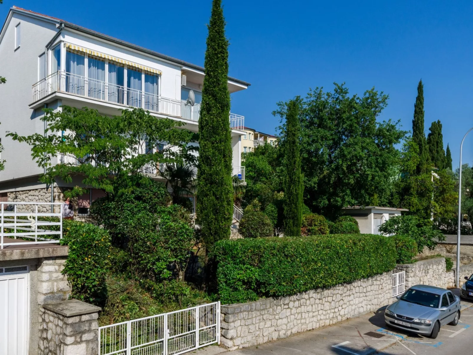 MICA / HR-02405-01 - Image-tags.info