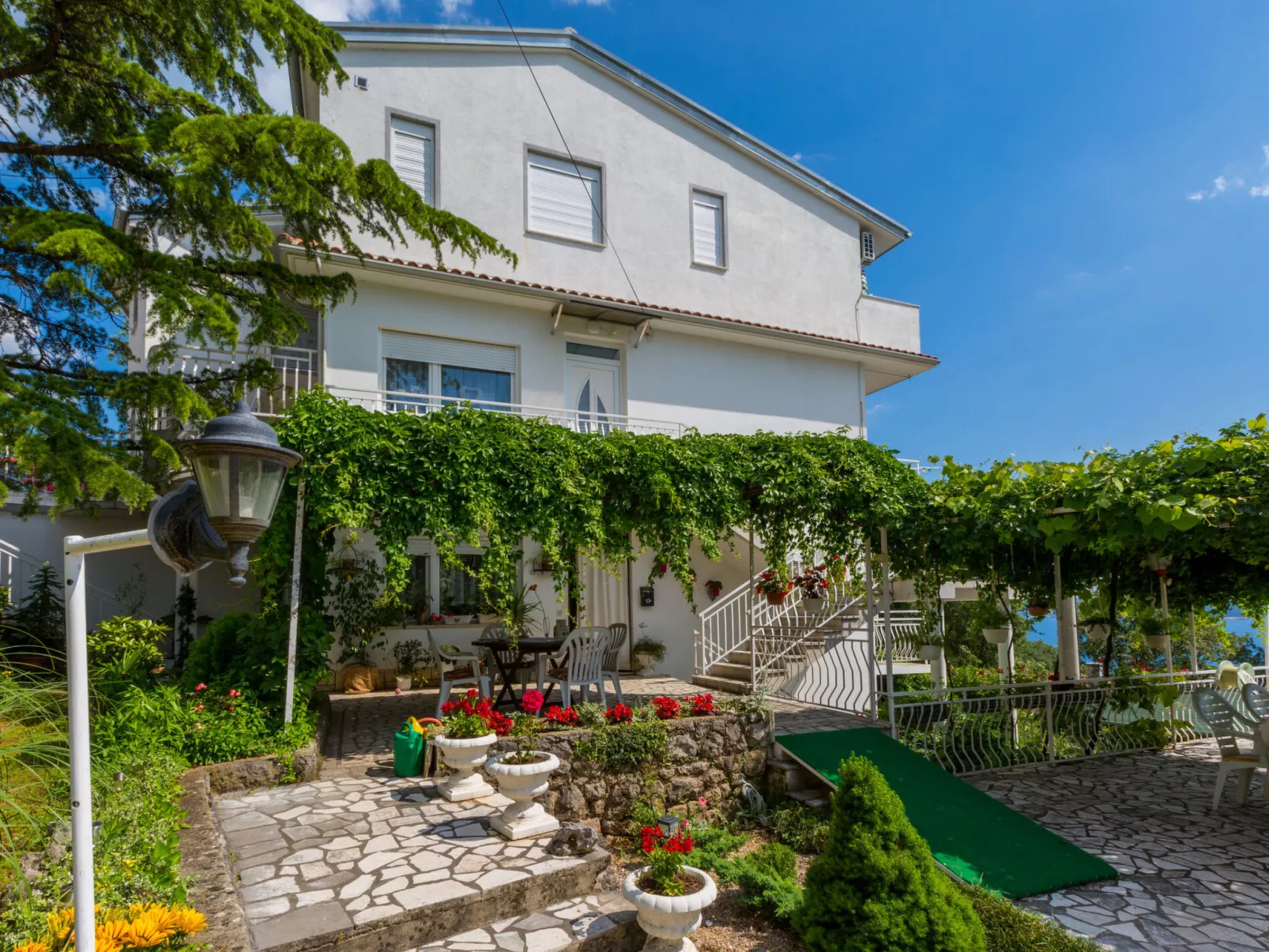 ELLA 2 / HR-02352-02 - Image-tags.info