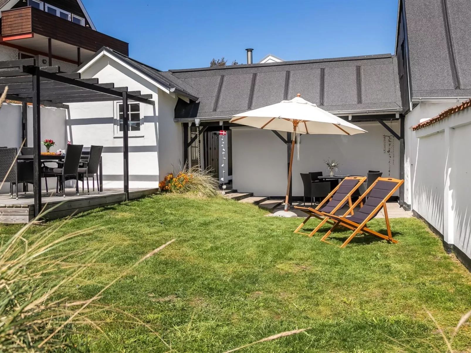 "Uddi" - 150m from the sea - Buiten