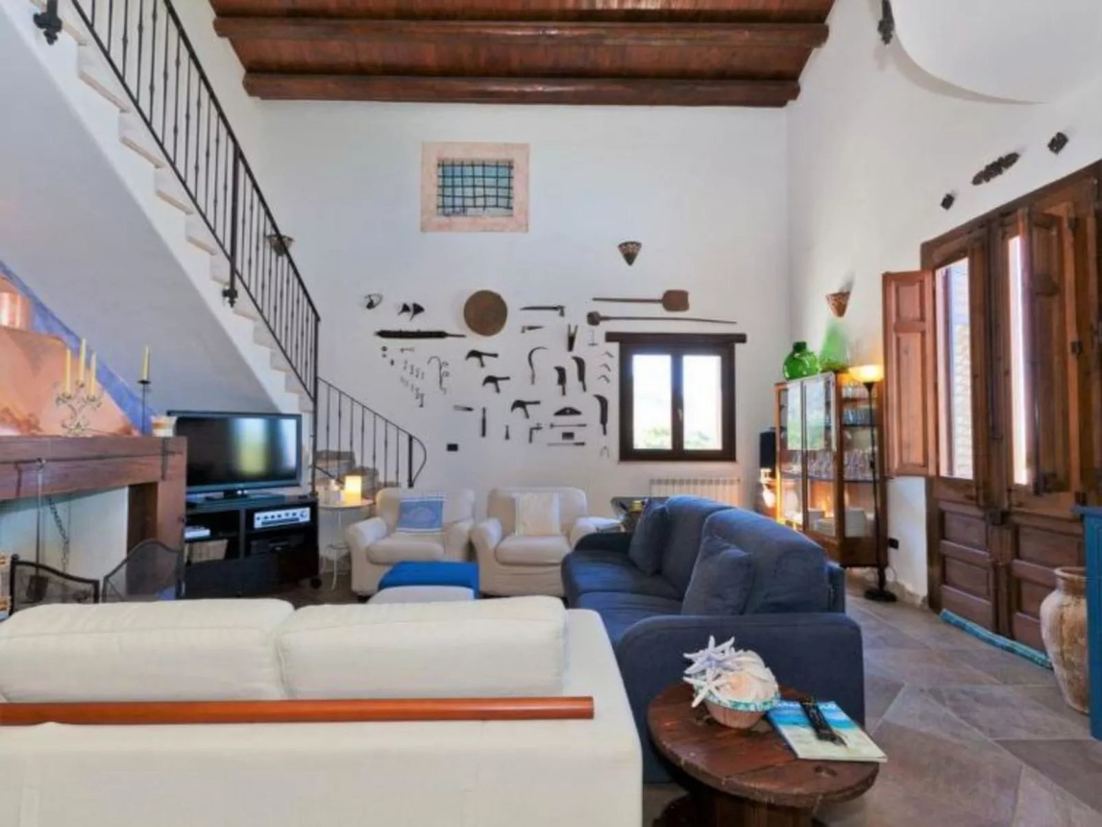 Tenute Aversa - Binnen