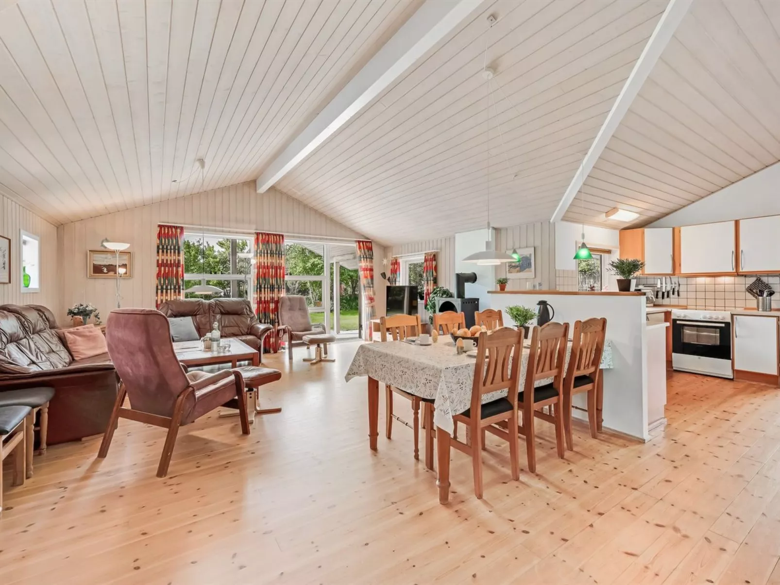 "Salla" - 1.2km from the sea - Binnen