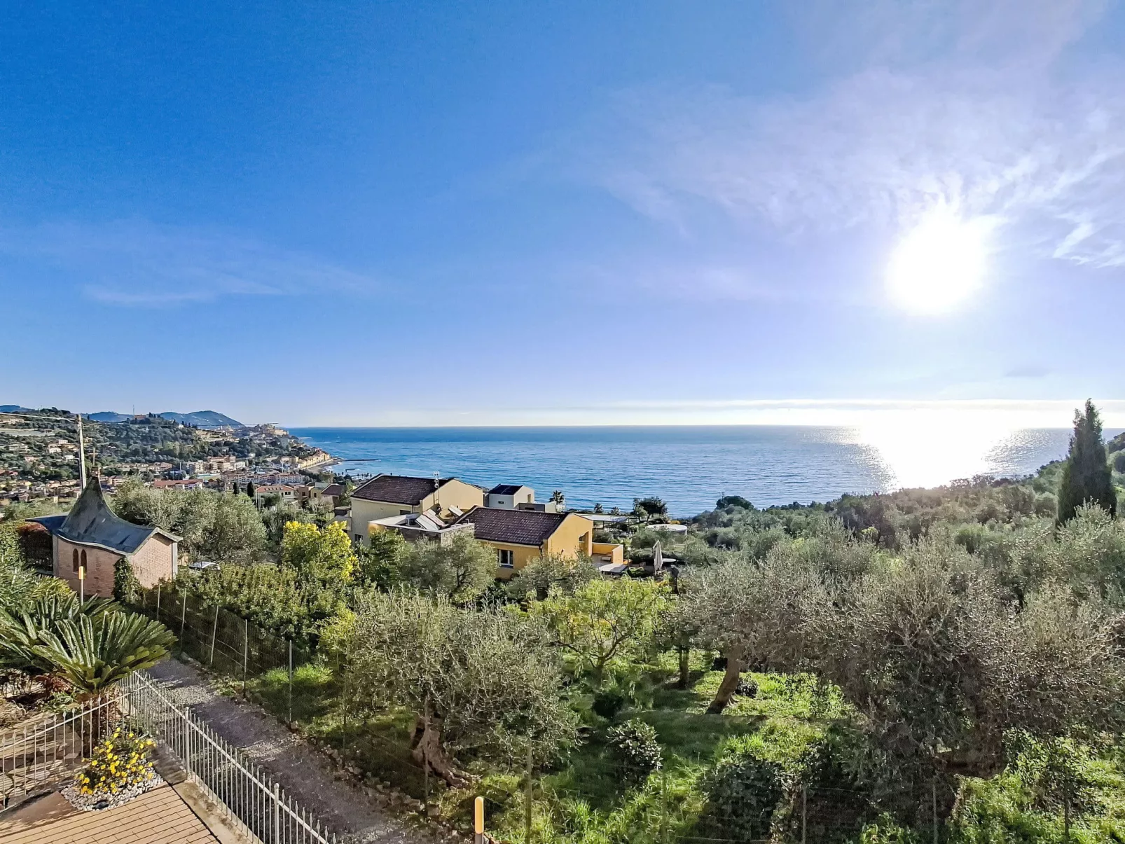 Ulivi sul Mare - Buiten