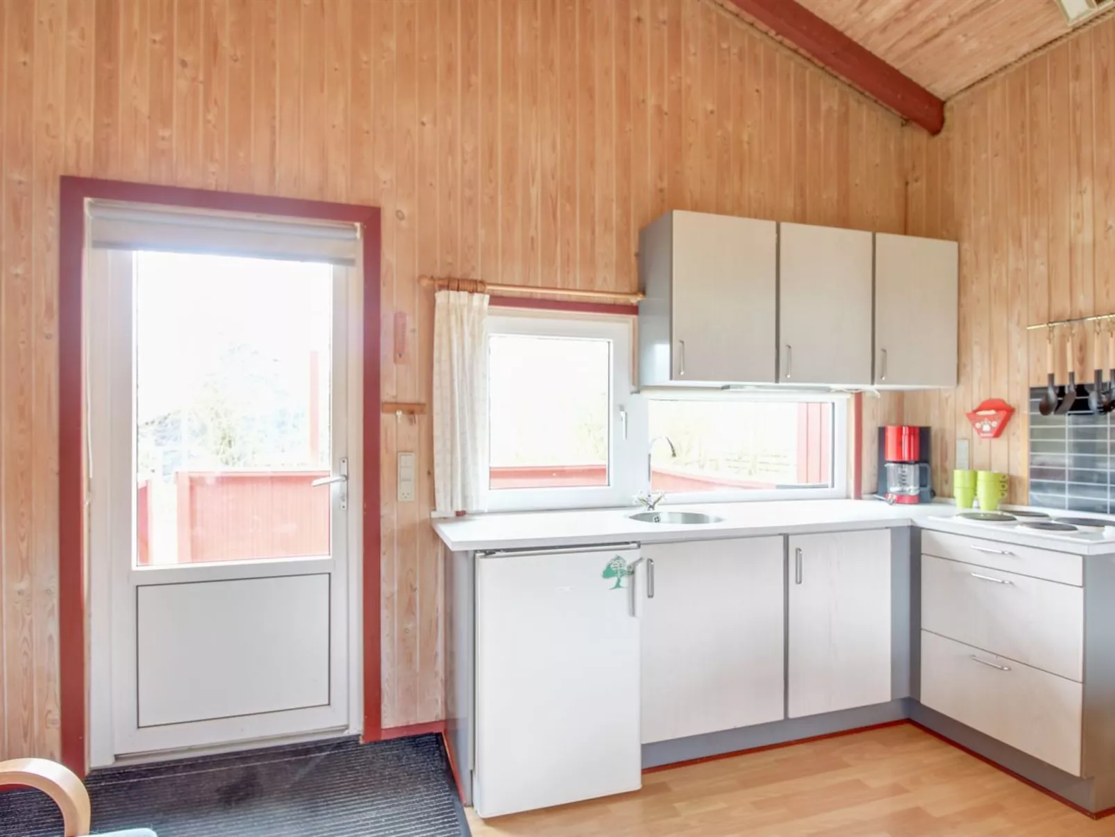 "Annik" - 980m to the fjord - Binnen