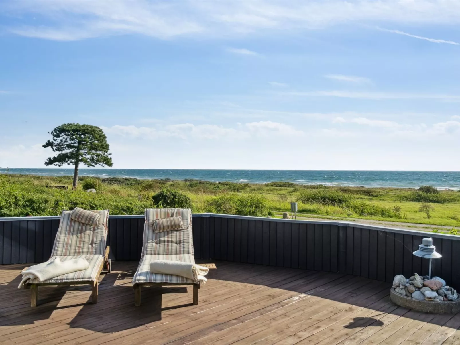 "Iivari" - 70m from the sea - Buiten