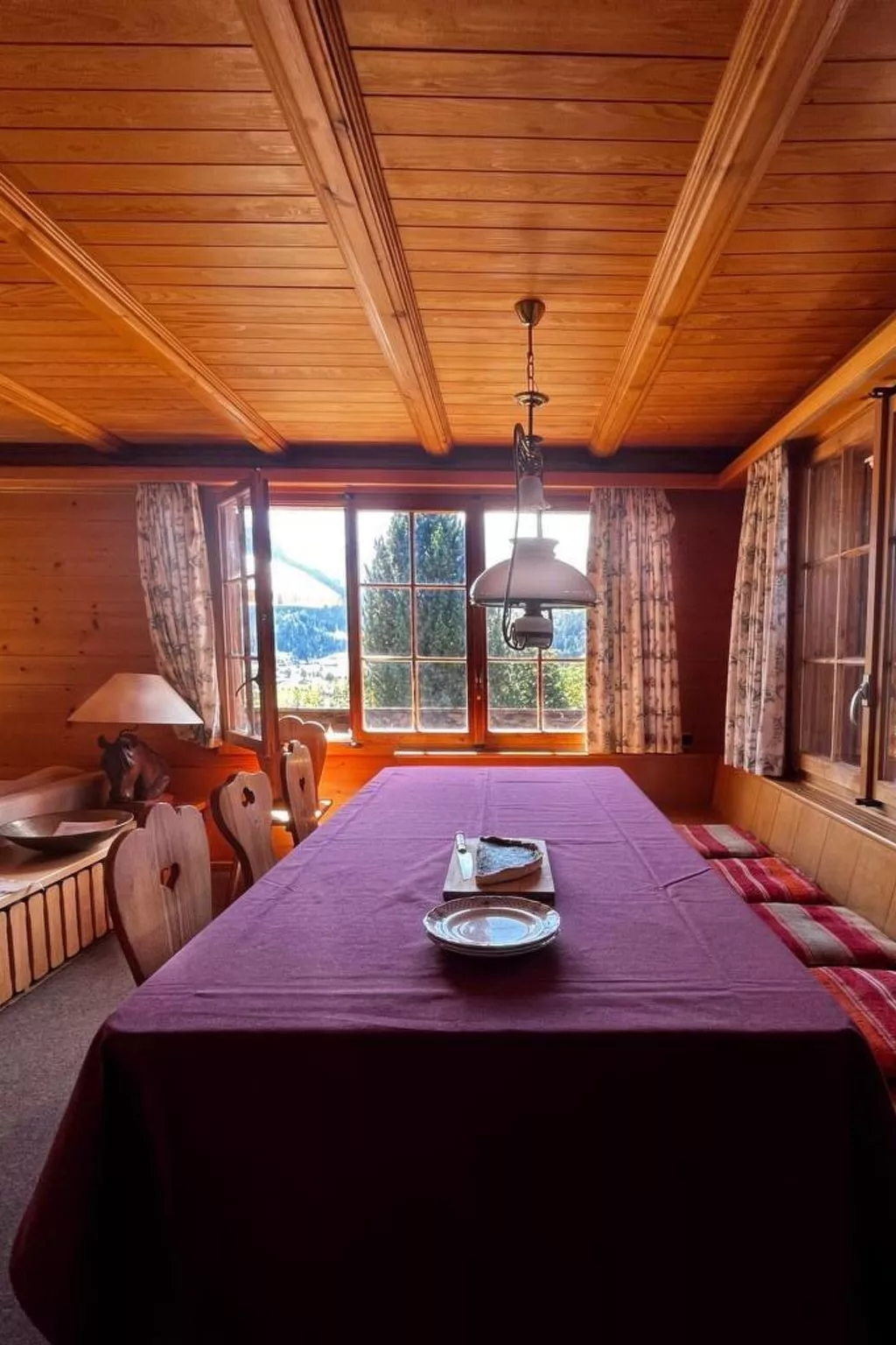 Steirösli 1. & 2. Stock - Binnen