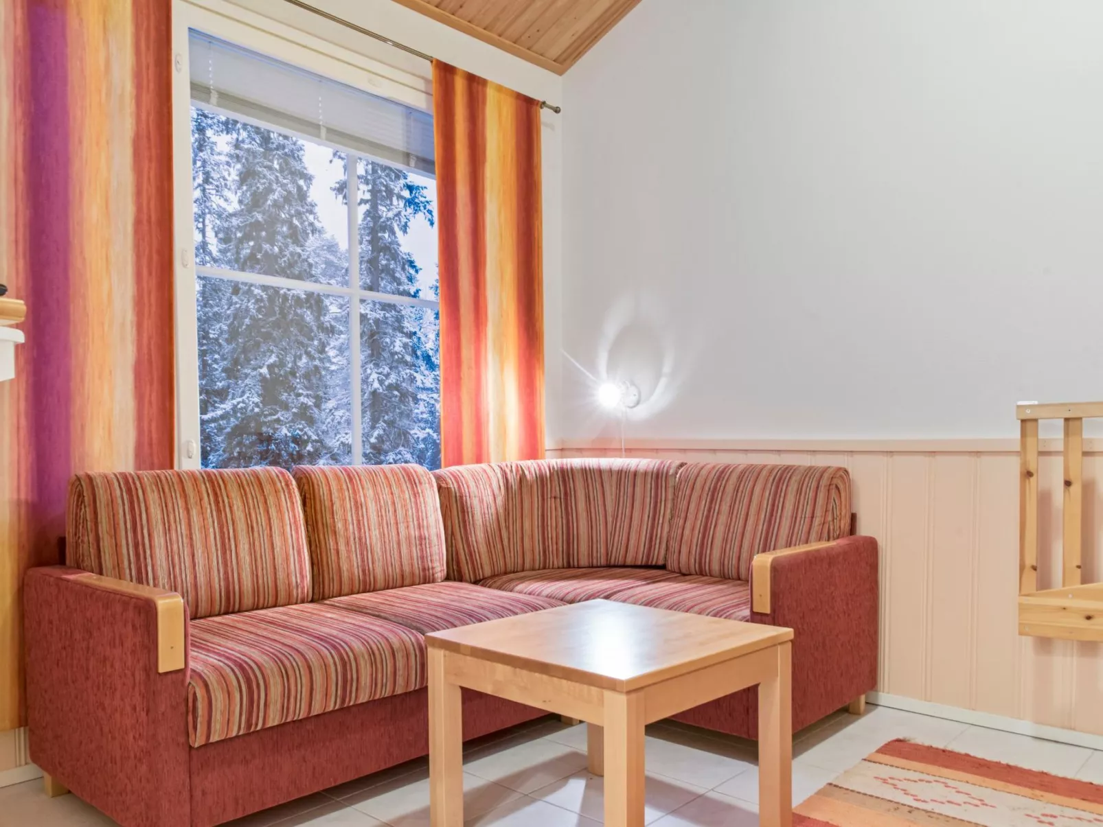 Yllästar 1 as 208 (la-la) - Binnen