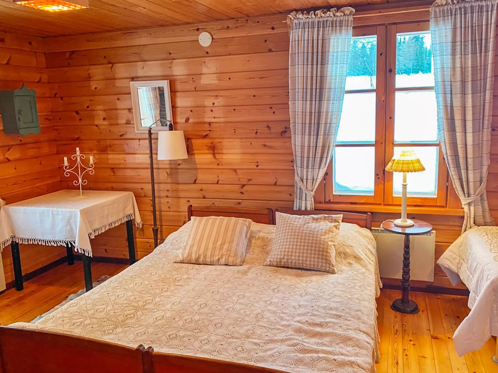 Laattajan hirsipirtti - Binnen