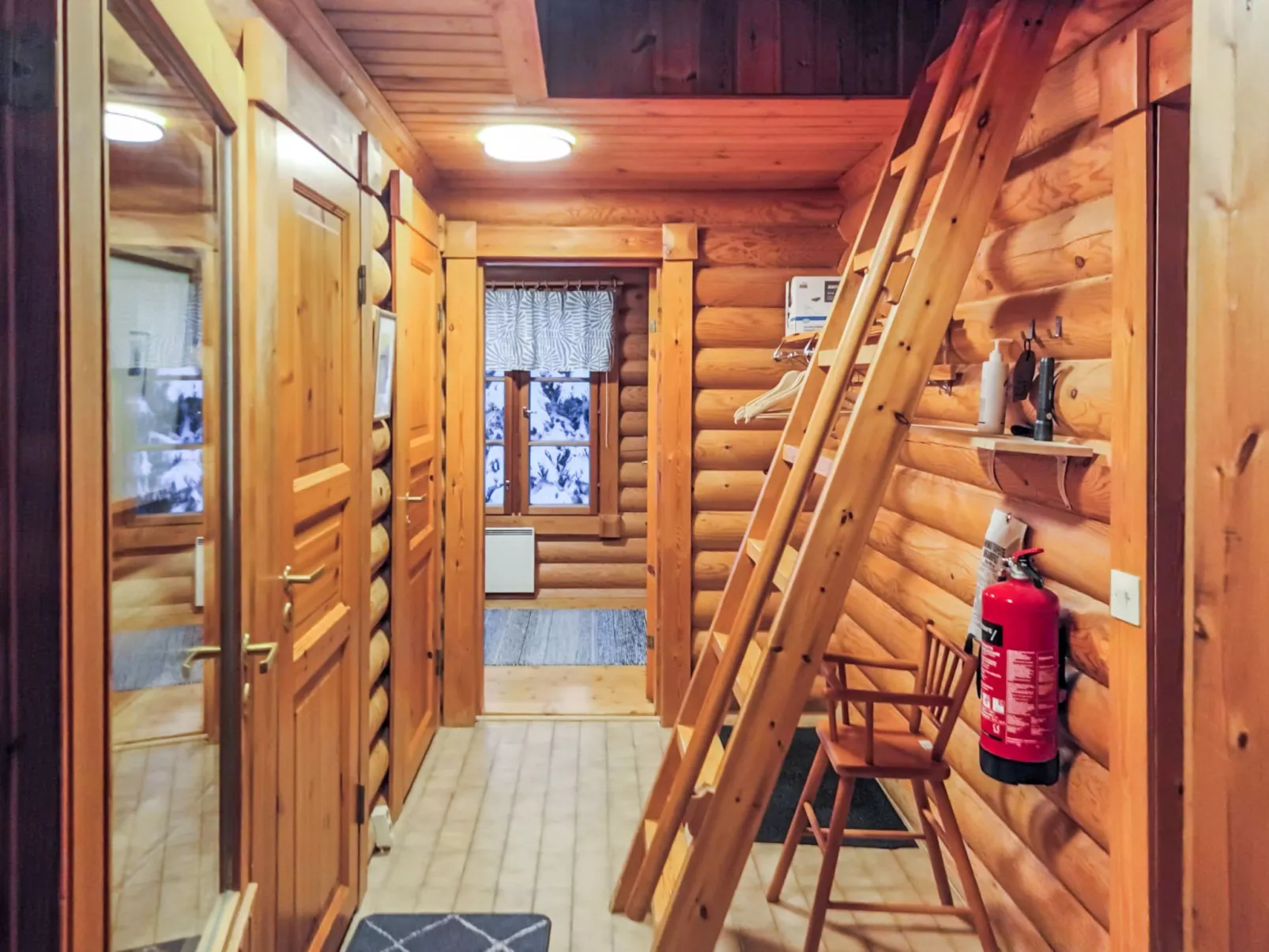 Varilan lomamajat nr2 - Binnen