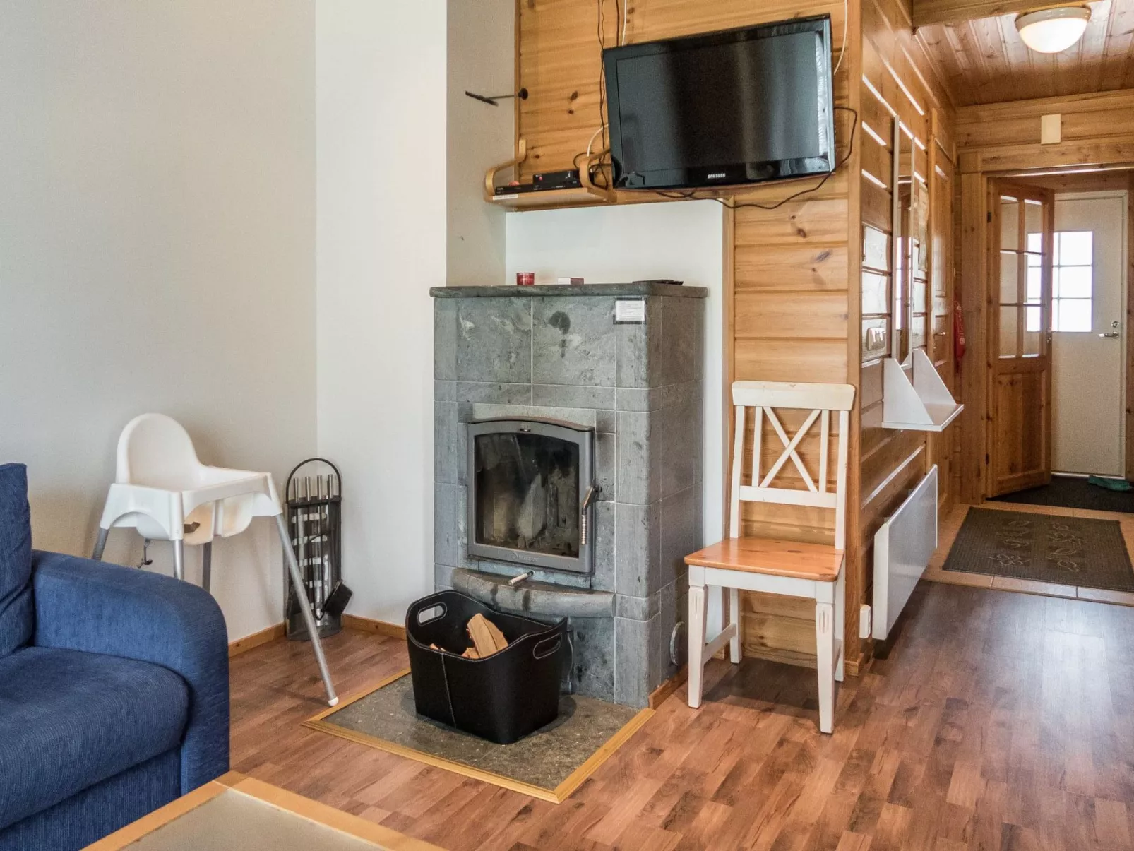 Klz 4. rubiini - Binnen