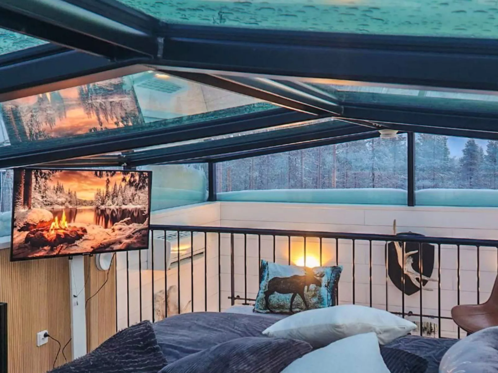 Levi secret igloo ruska 8d - Binnen