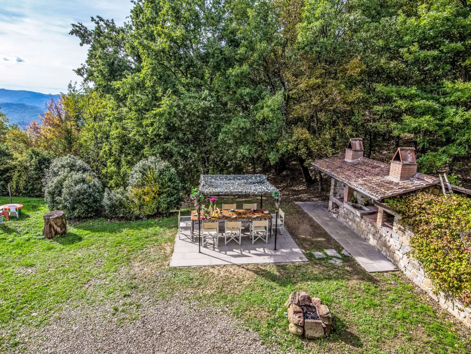 Villa Pruneto mit Pool in den Hügeln der Toskana - Binnen