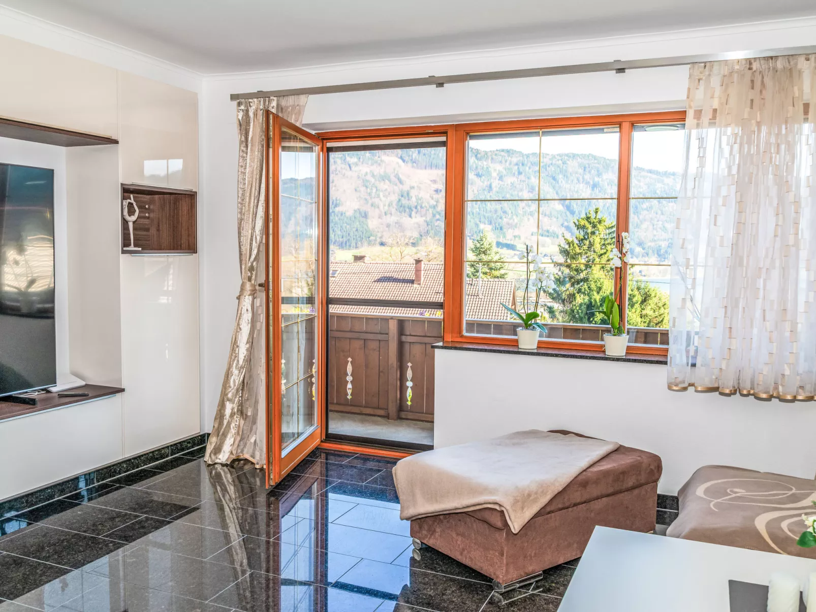 Ossiacher Seeblick - Binnen