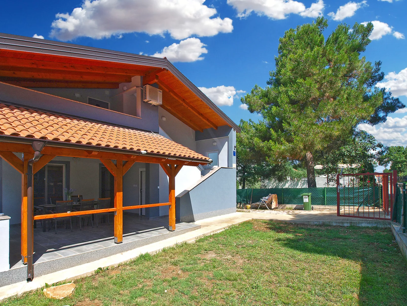 House 2212 - Image-tags.info