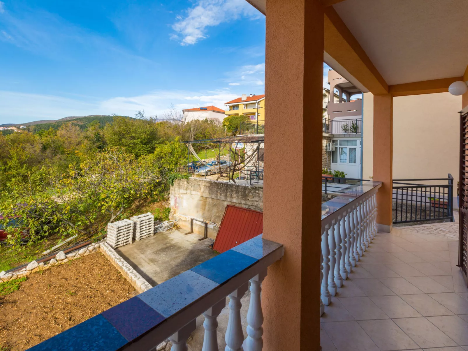 NIKO 2 / HR-07078-02 - Image-tags.info