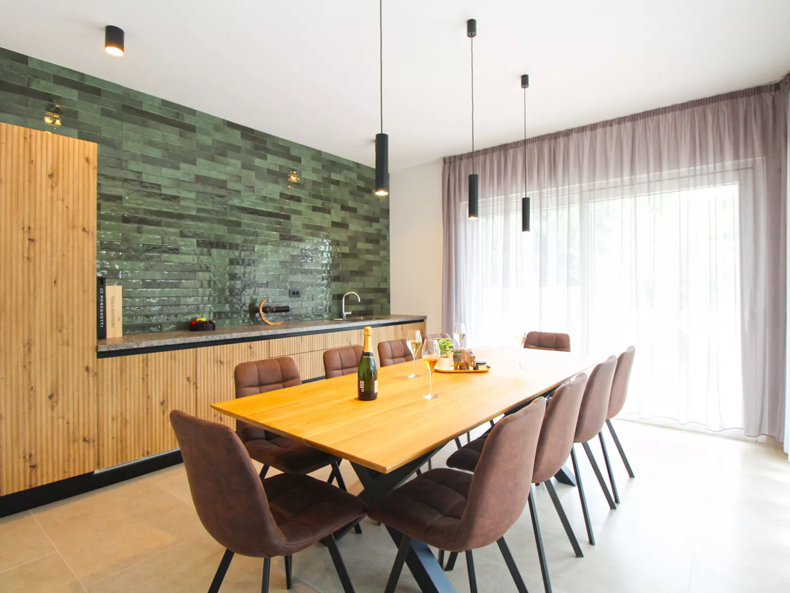 House 2344 - Image-tags.info