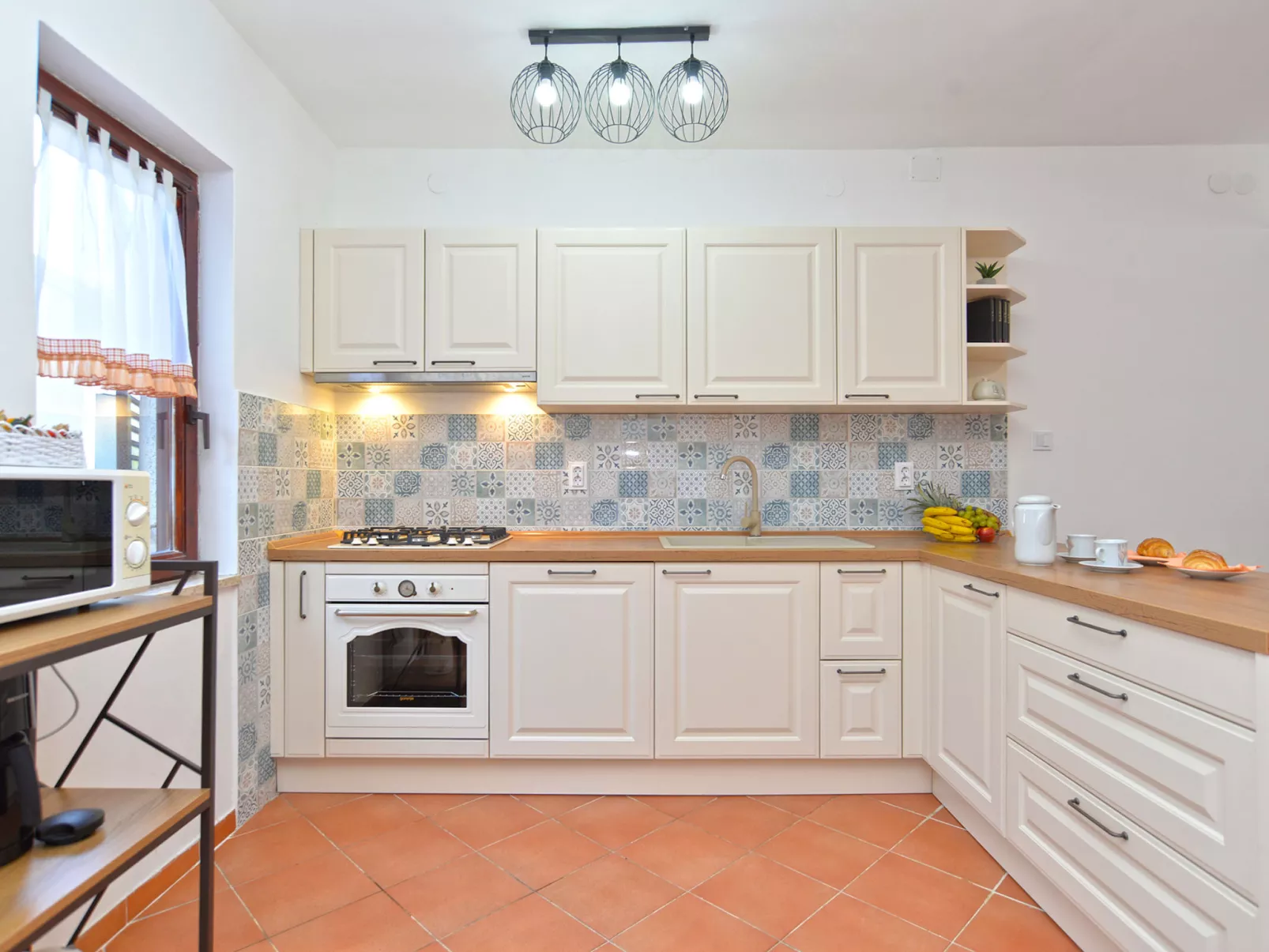 Apartment 1168 - Image-tags.info